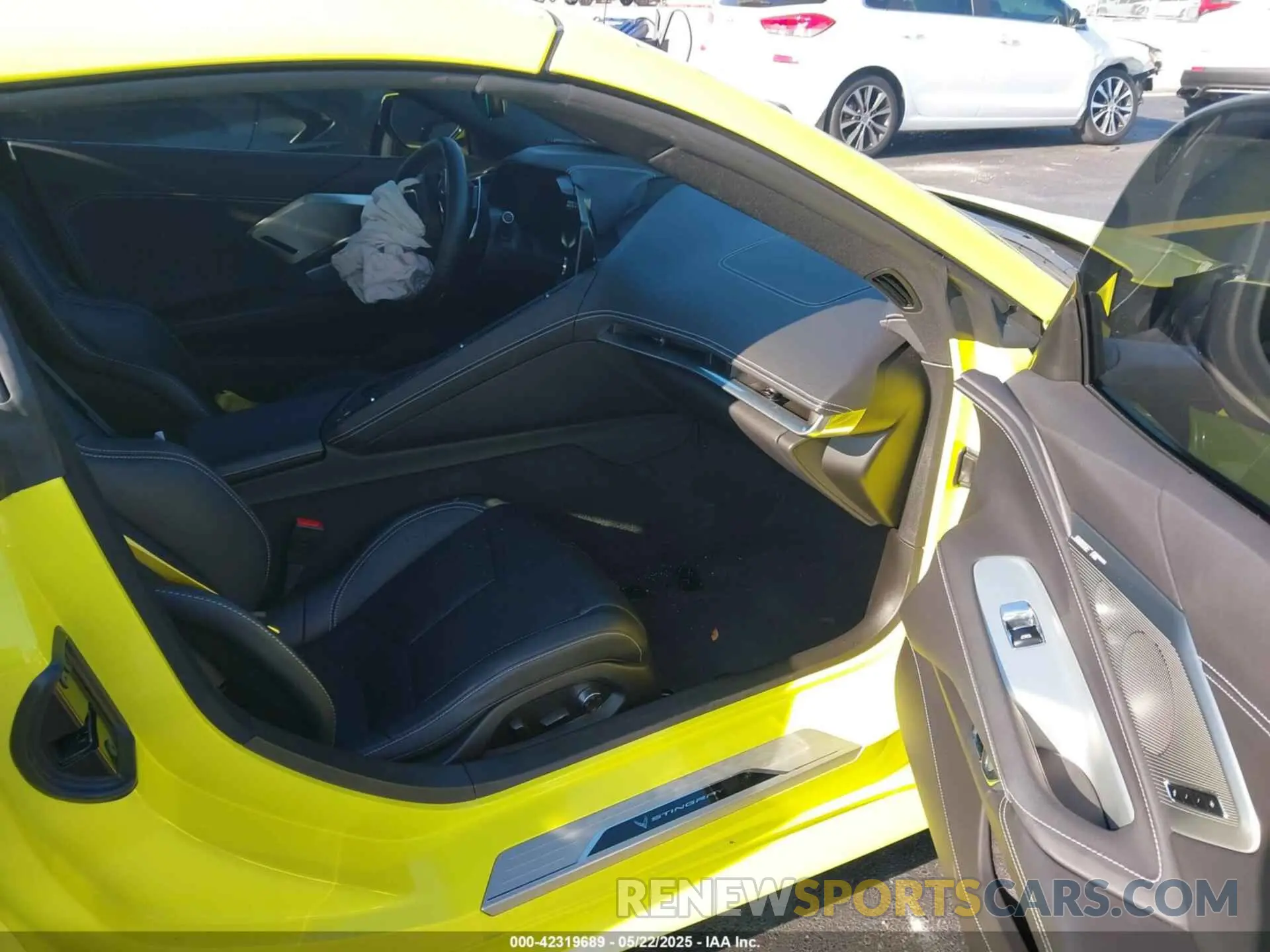 5 Photograph of a damaged car 1G1YB2D40P5111501 CHEVROLET CORVETTE STINGRAY 2023