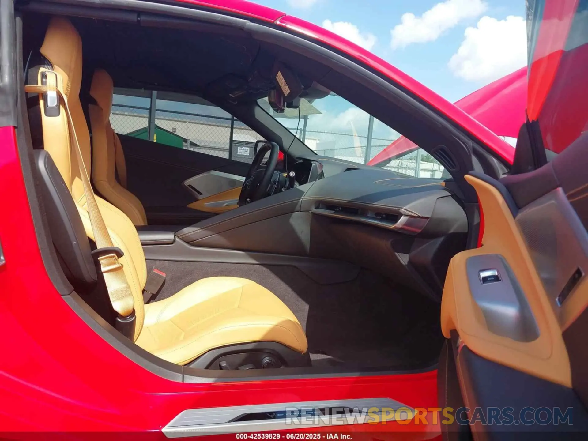 5 Photograph of a damaged car 1G1YB3D44P5126055 CHEVROLET CORVETTE STINGRAY 2023