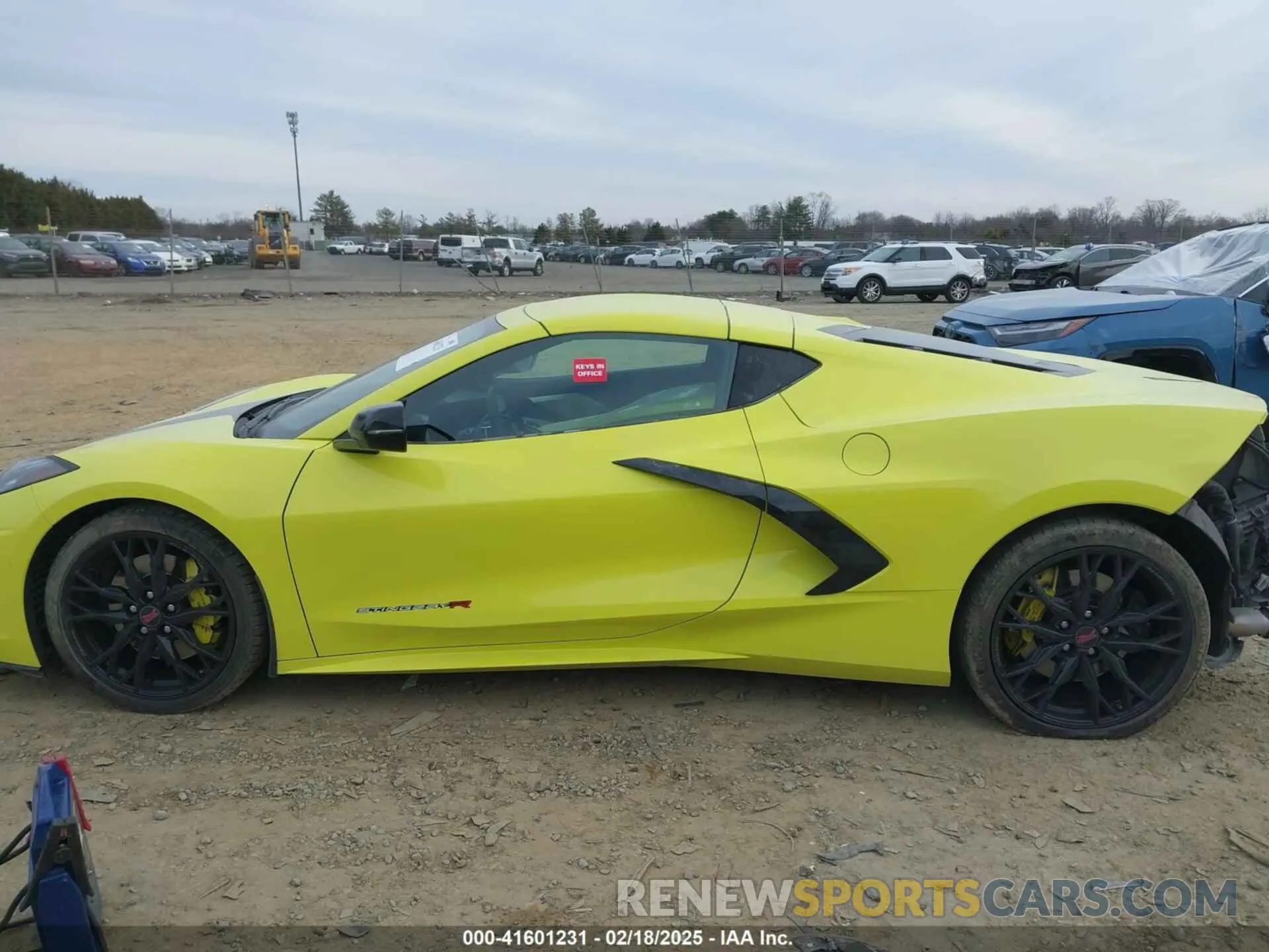 15 Photograph of a damaged car 1G1YC2D49P5109601 CHEVROLET CORVETTE STINGRAY 2023