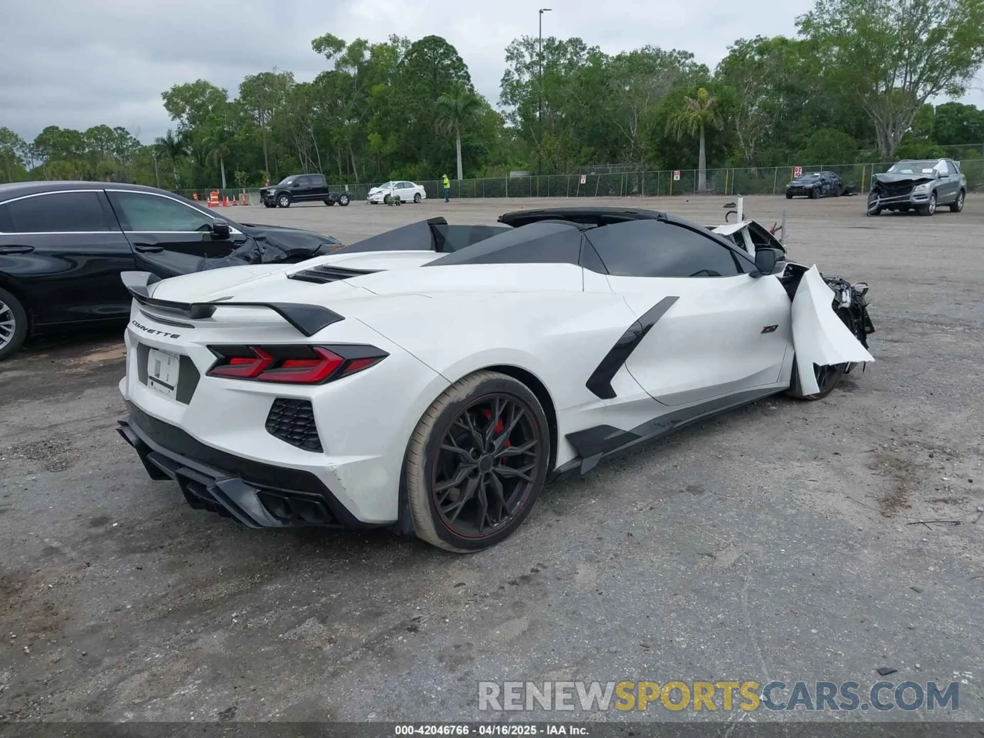 4 Photograph of a damaged car 1G1YC3D45P5501724 CHEVROLET CORVETTE STINGRAY 2023