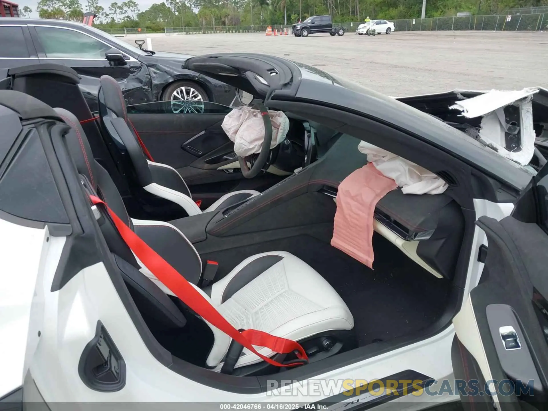 5 Photograph of a damaged car 1G1YC3D45P5501724 CHEVROLET CORVETTE STINGRAY 2023
