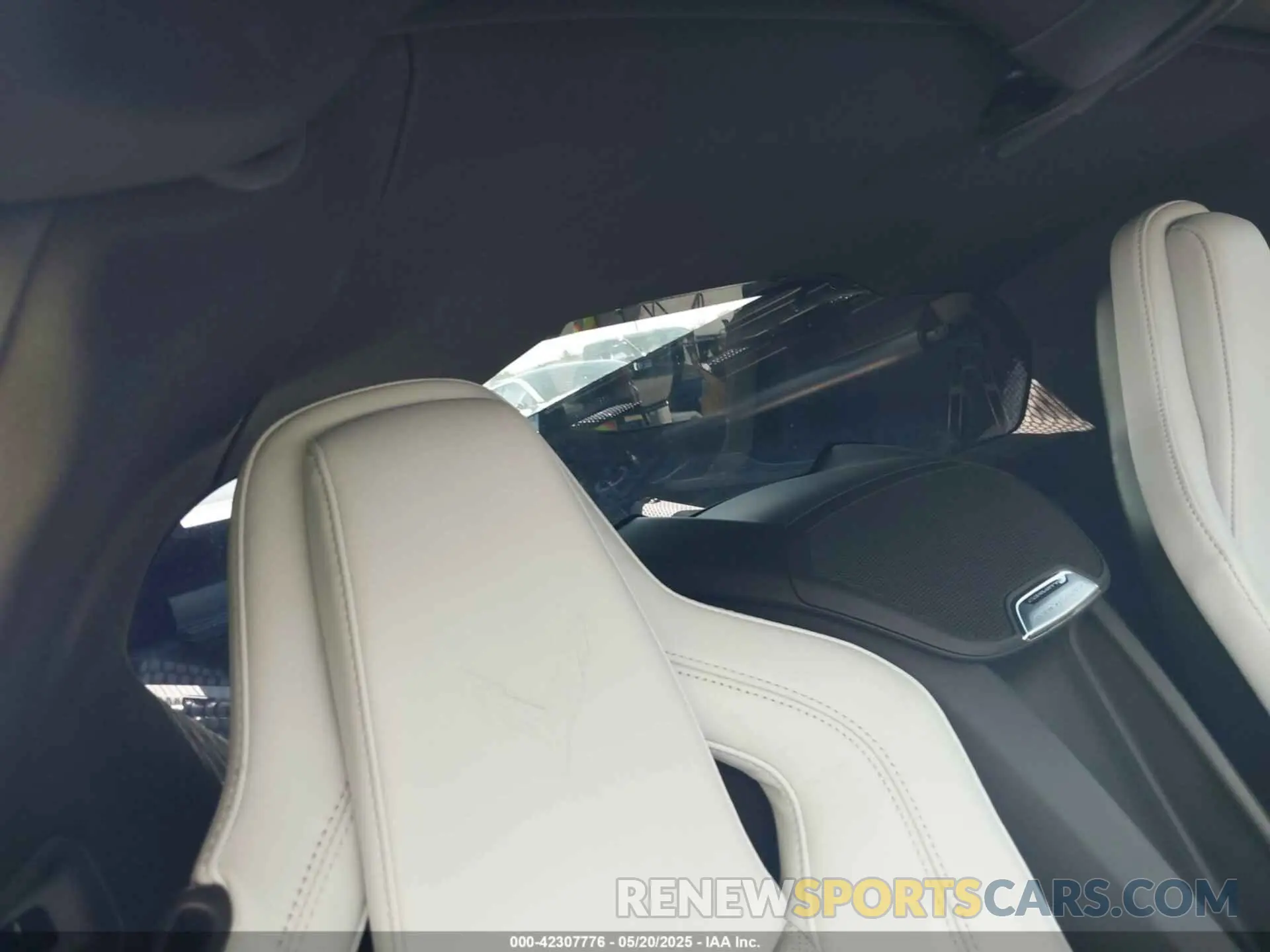 8 Photograph of a damaged car 1G1YA2D40R5101086 CHEVROLET CORVETTE STINGRAY 2024