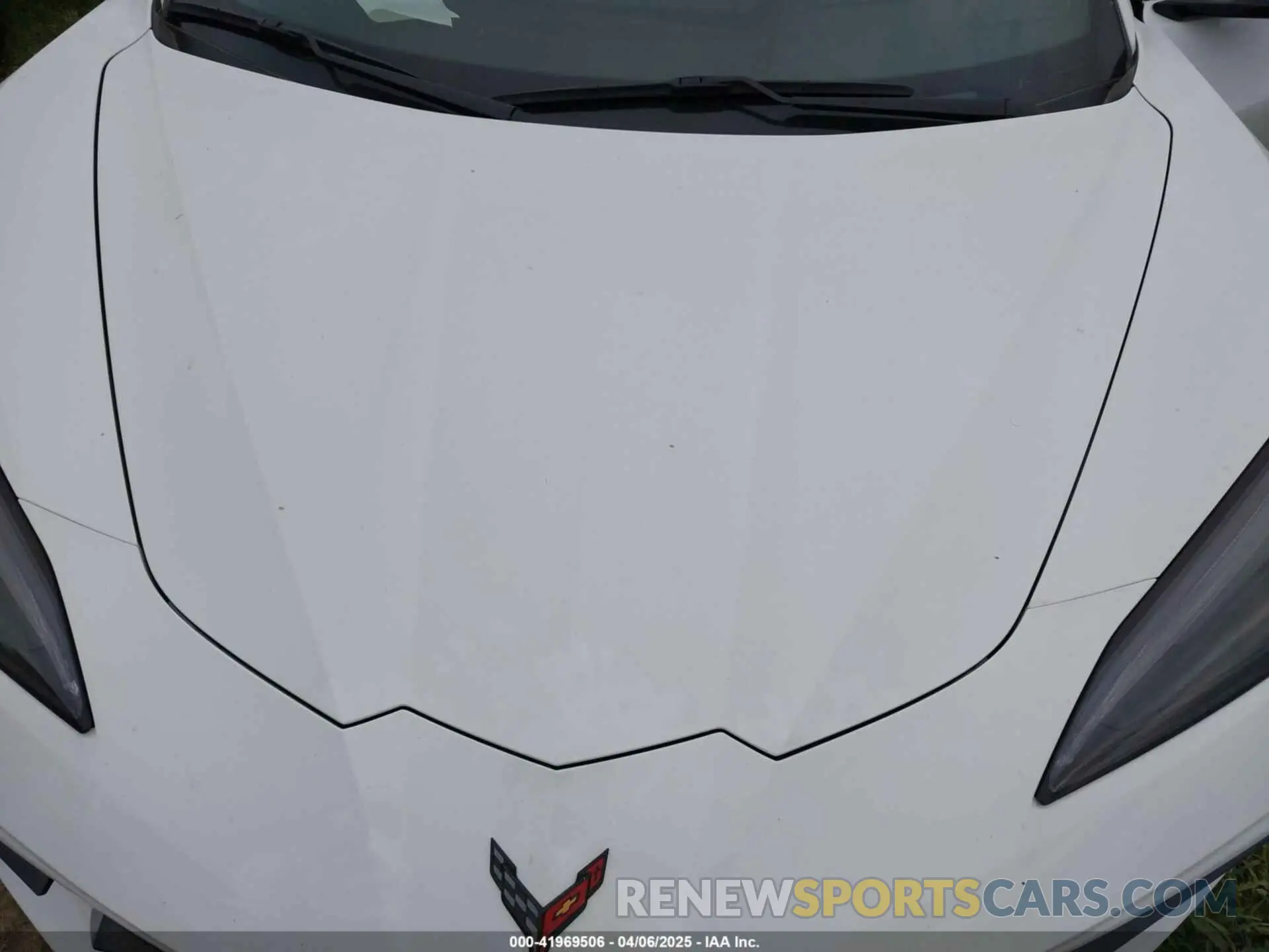 6 Photograph of a damaged car 1G1YA2D44R5107537 CHEVROLET CORVETTE STINGRAY 2024