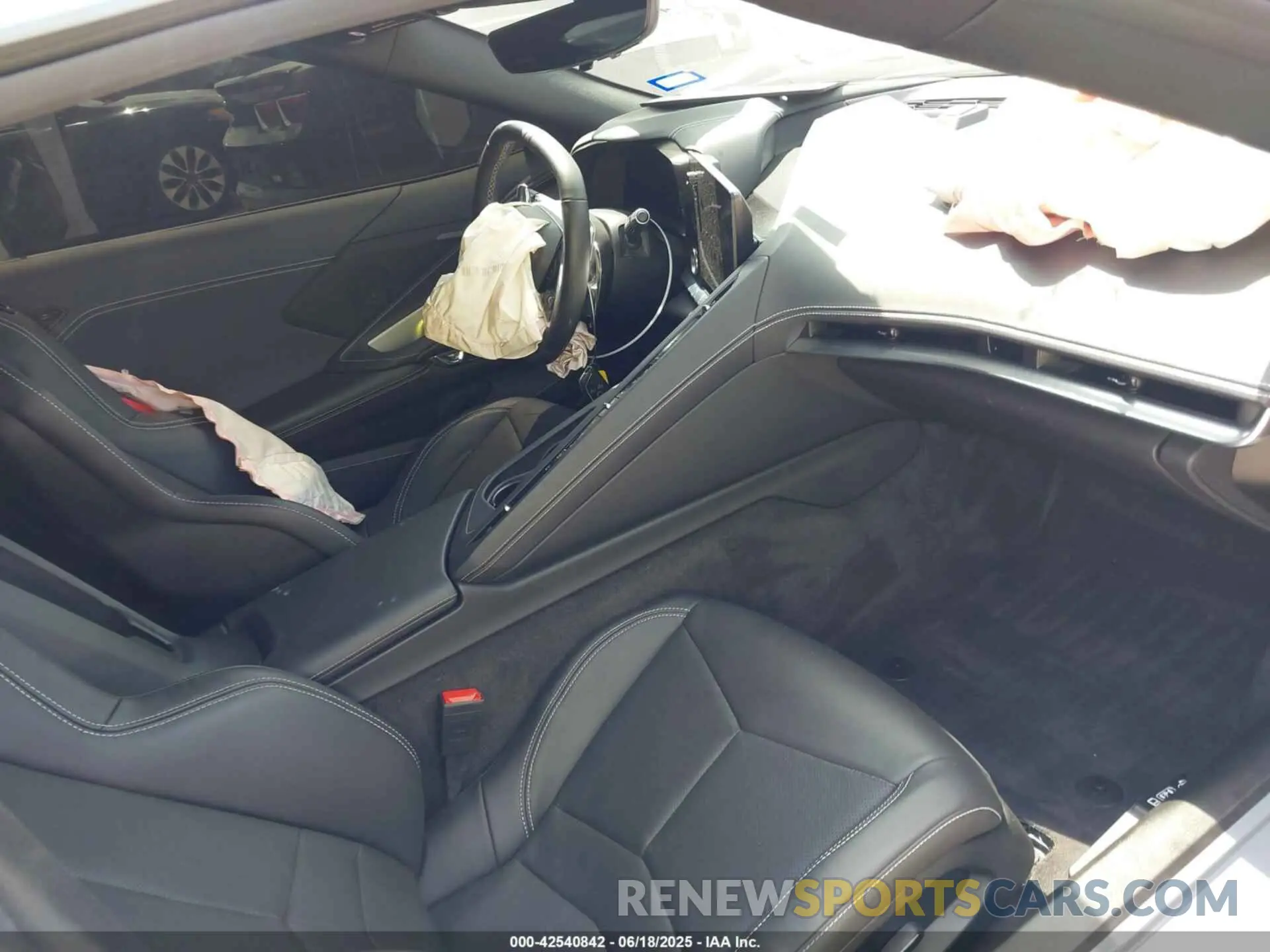 5 Photograph of a damaged car 1G1YA2D48R5116919 CHEVROLET CORVETTE STINGRAY 2024