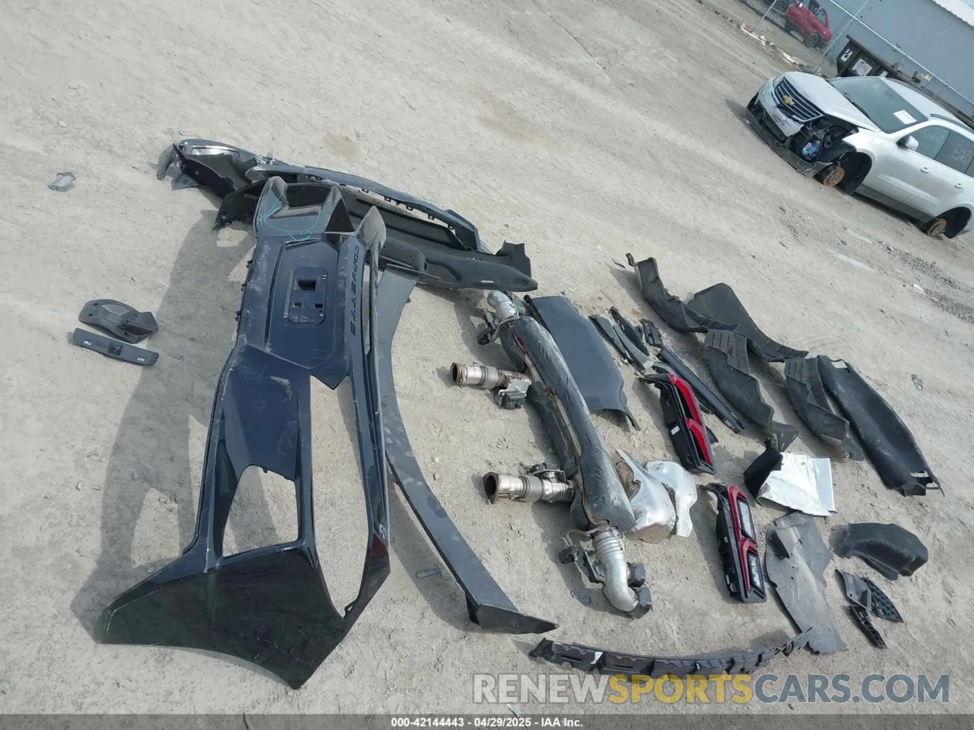 12 Photograph of a damaged car 1G1YB2D44S5100705 CHEVROLET CORVETTE STINGRAY 2025