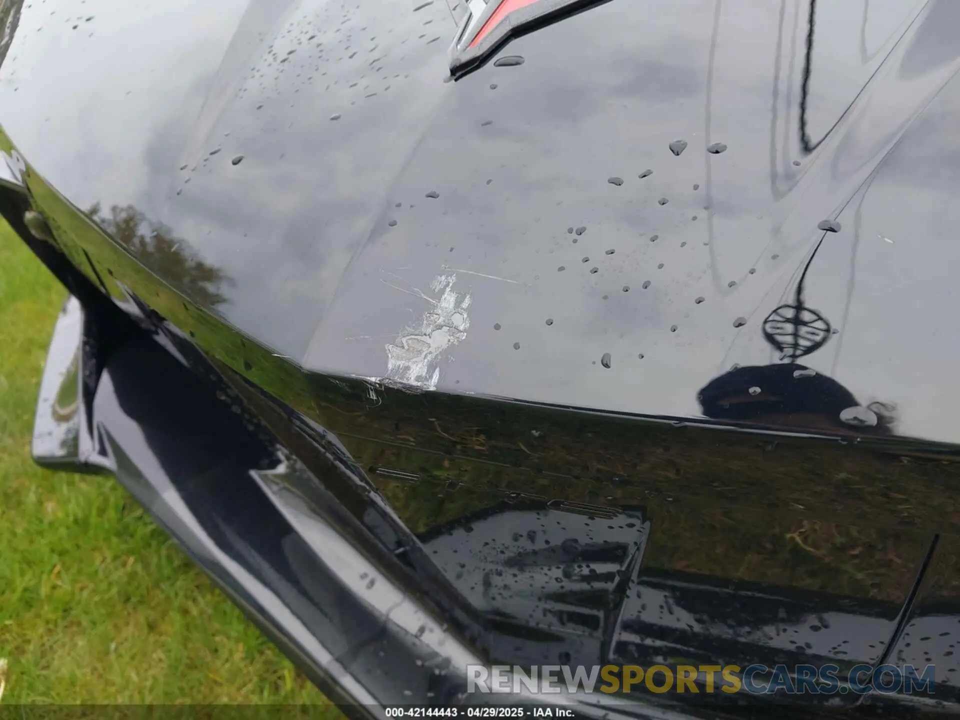 19 Photograph of a damaged car 1G1YB2D44S5100705 CHEVROLET CORVETTE STINGRAY 2025