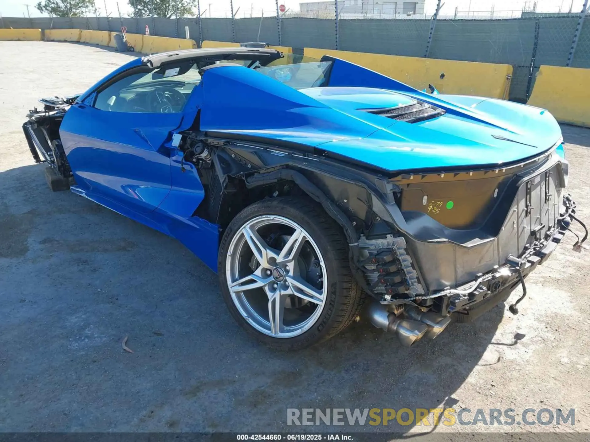 3 Photograph of a damaged car 1G1YB3D48S5103760 CHEVROLET CORVETTE STINGRAY 2025