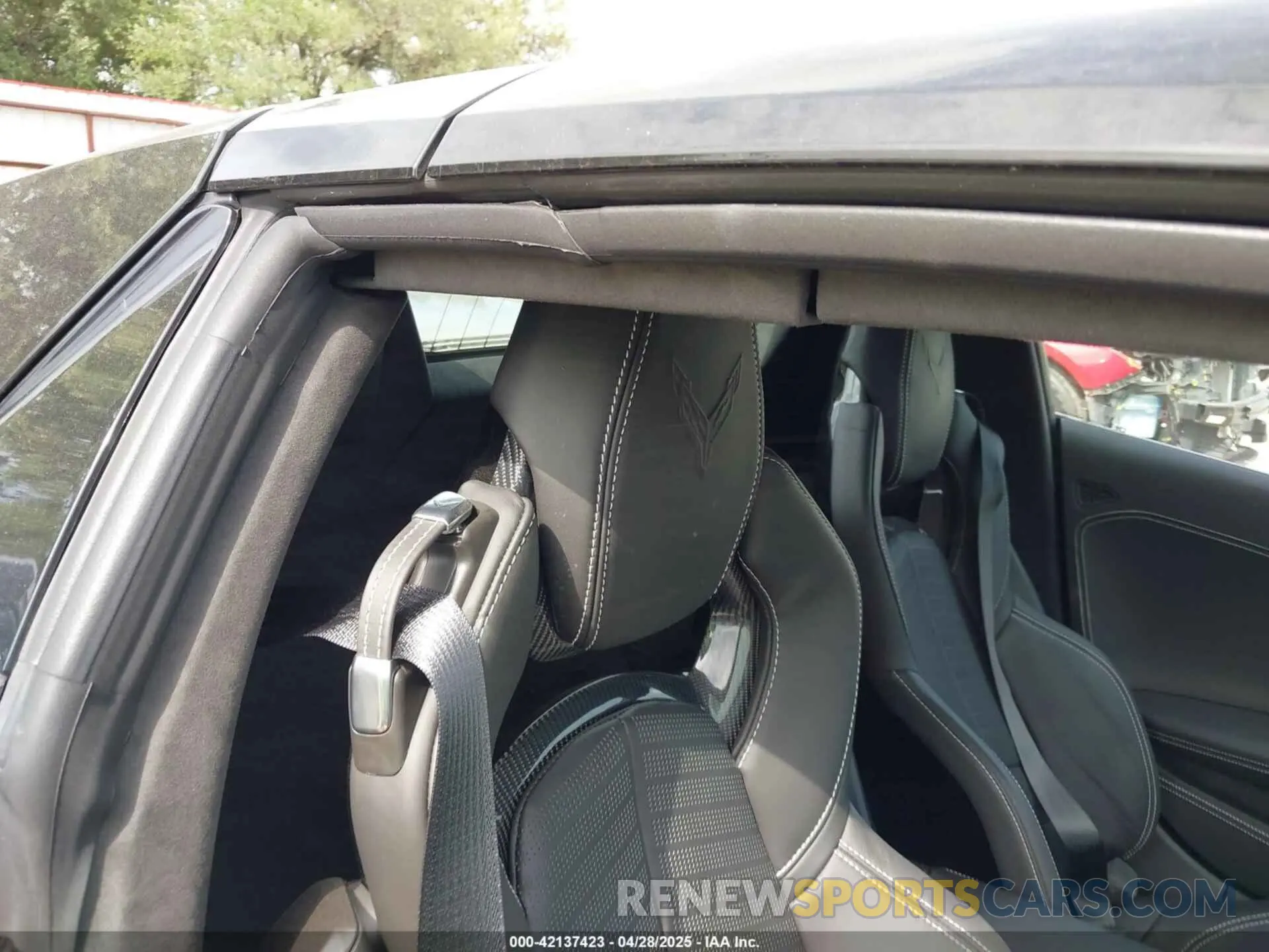 8 Photograph of a damaged car 1G1YC3D47S5106663 CHEVROLET CORVETTE STINGRAY 2025