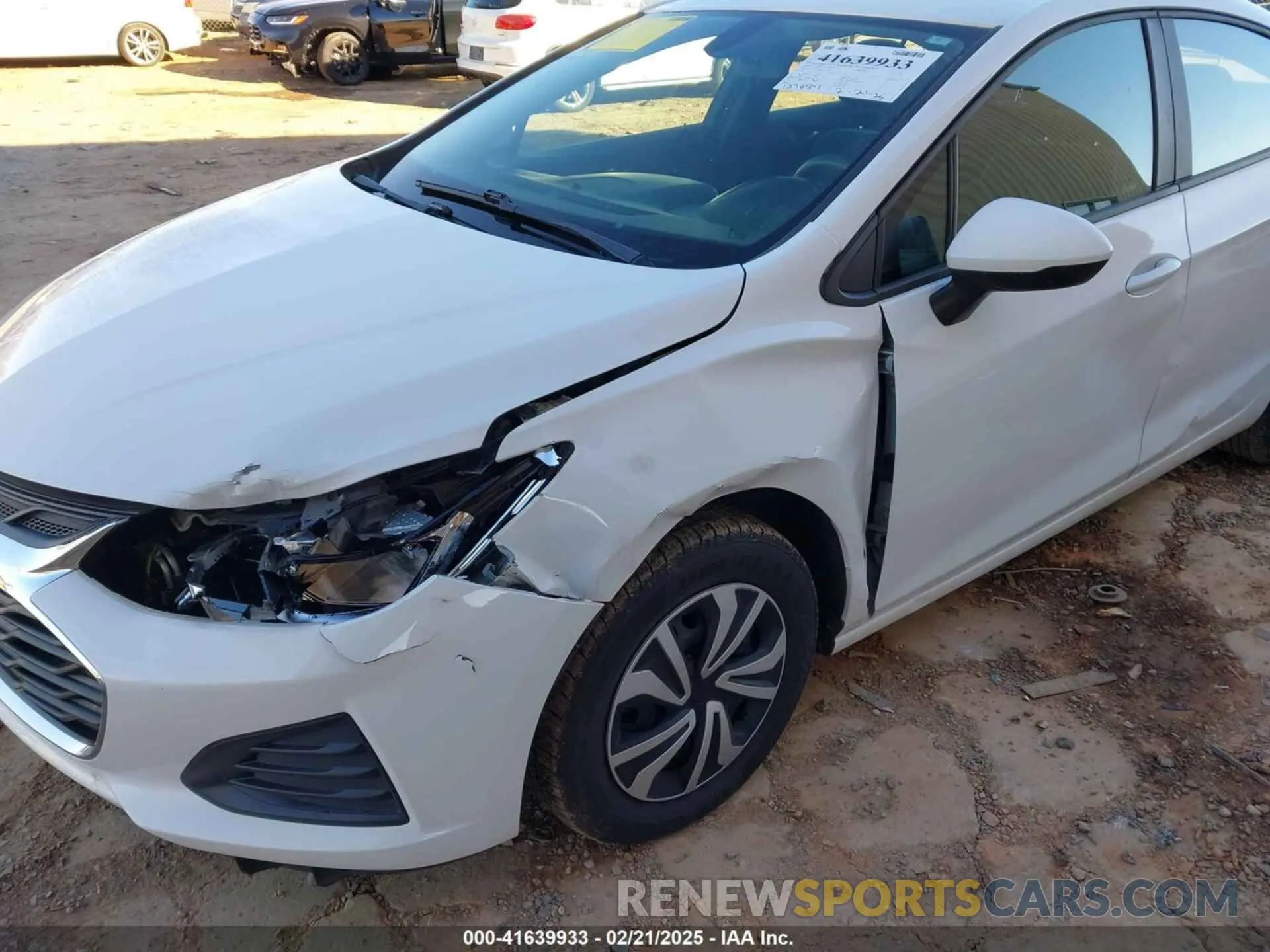 6 Photograph of a damaged car 1G1BC5SM0K7150576 CHEVROLET CRUZE 2019