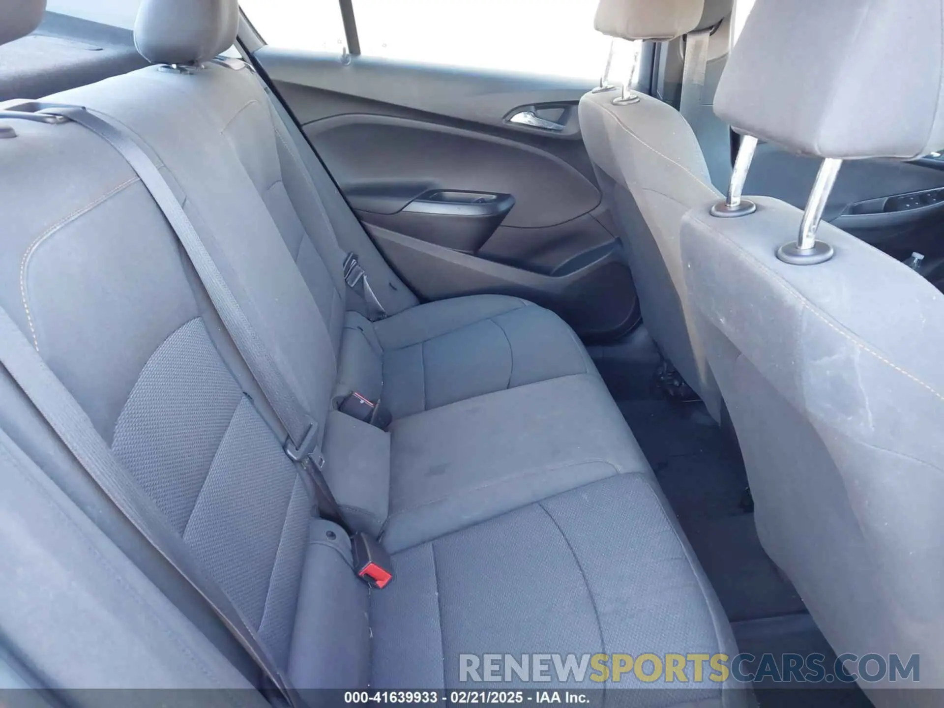 8 Photograph of a damaged car 1G1BC5SM0K7150576 CHEVROLET CRUZE 2019