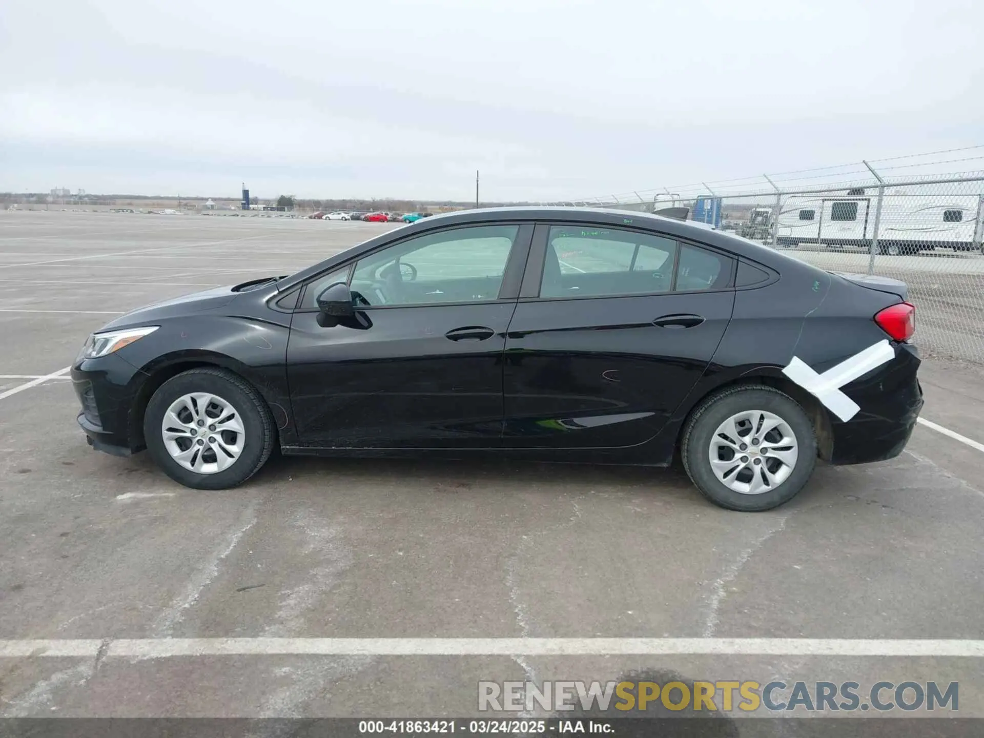 14 Photograph of a damaged car 1G1BC5SM1K7111611 CHEVROLET CRUZE 2019