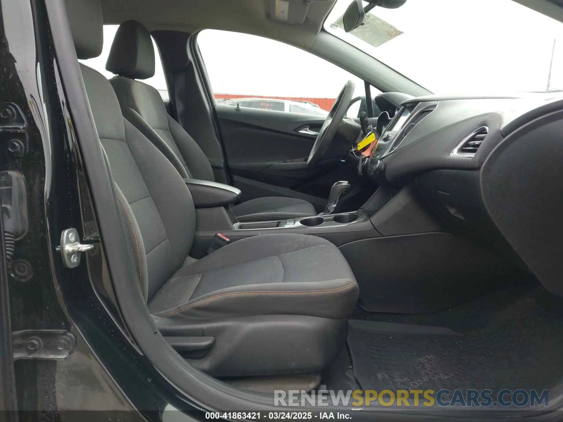 5 Photograph of a damaged car 1G1BC5SM1K7111611 CHEVROLET CRUZE 2019