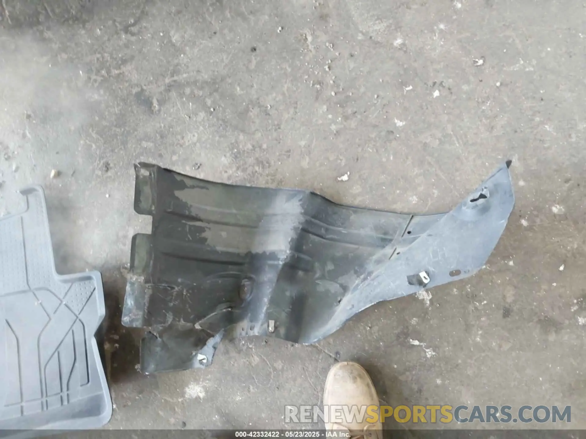 12 Photograph of a damaged car 1G1BC5SM1K7116758 CHEVROLET CRUZE 2019