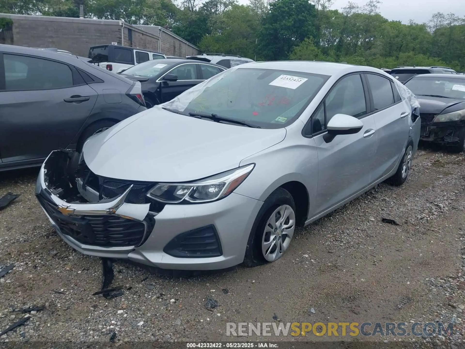2 Photograph of a damaged car 1G1BC5SM1K7116758 CHEVROLET CRUZE 2019
