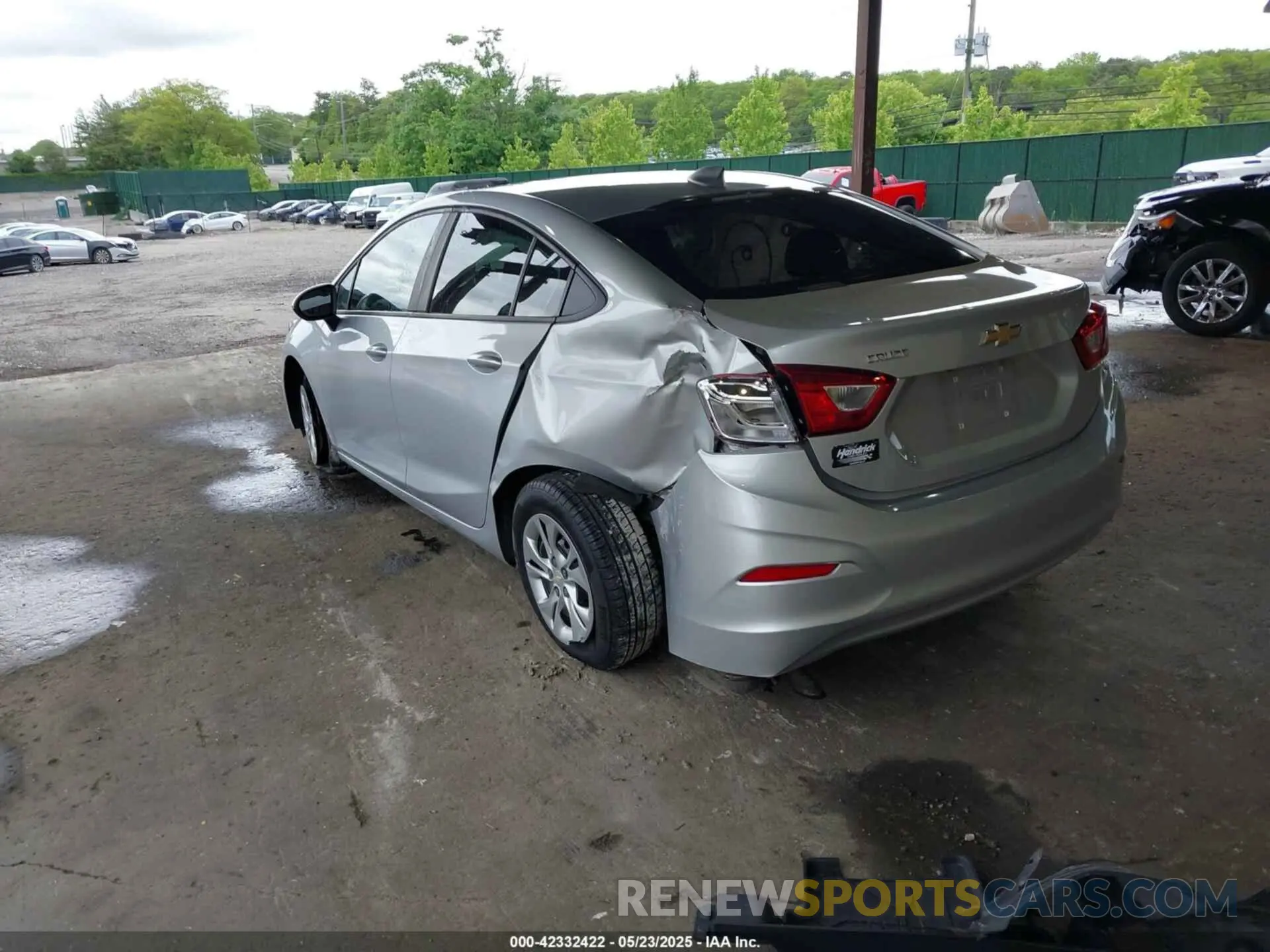 3 Photograph of a damaged car 1G1BC5SM1K7116758 CHEVROLET CRUZE 2019
