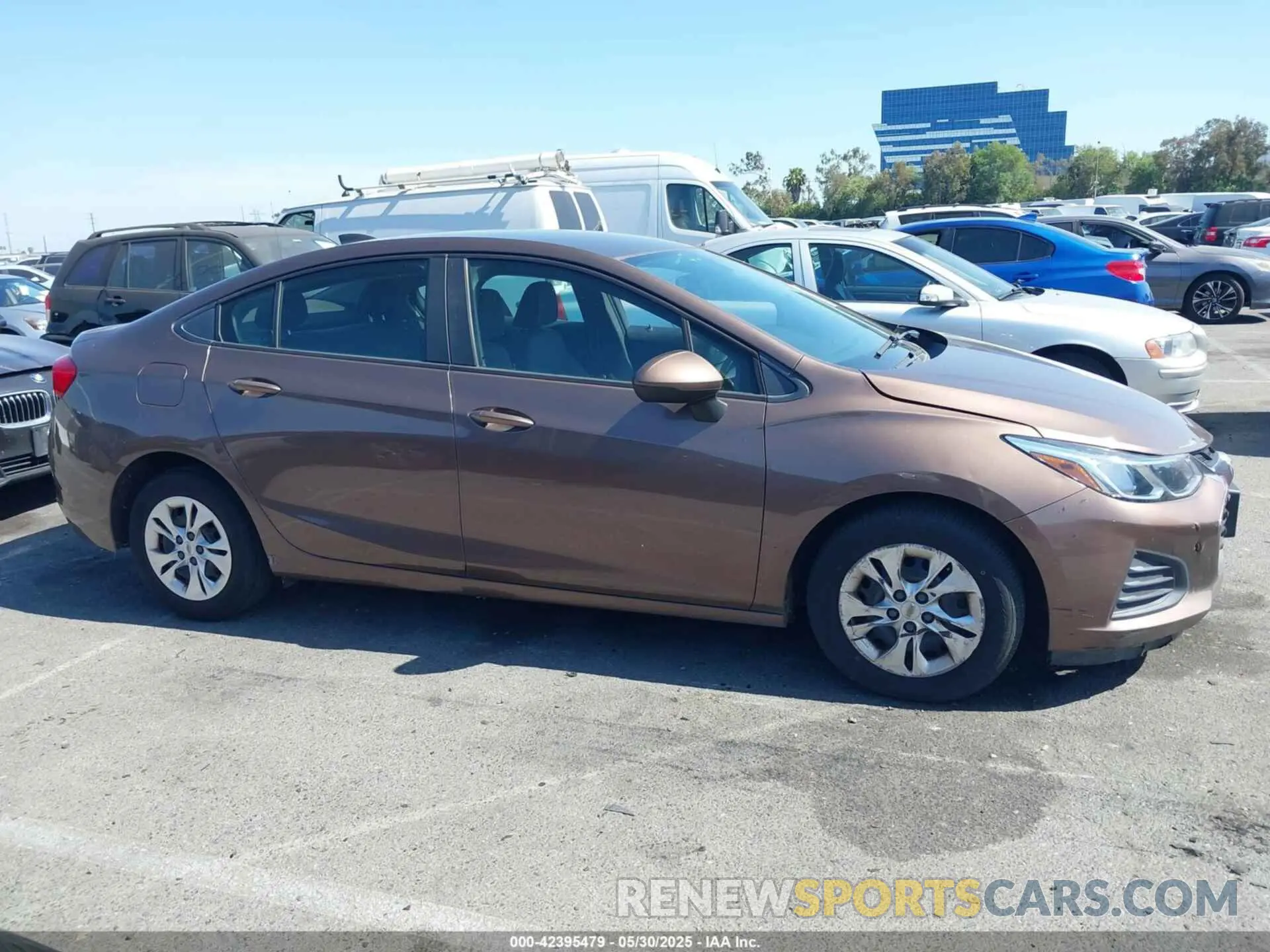 14 Photograph of a damaged car 1G1BC5SM1K7127999 CHEVROLET CRUZE 2019