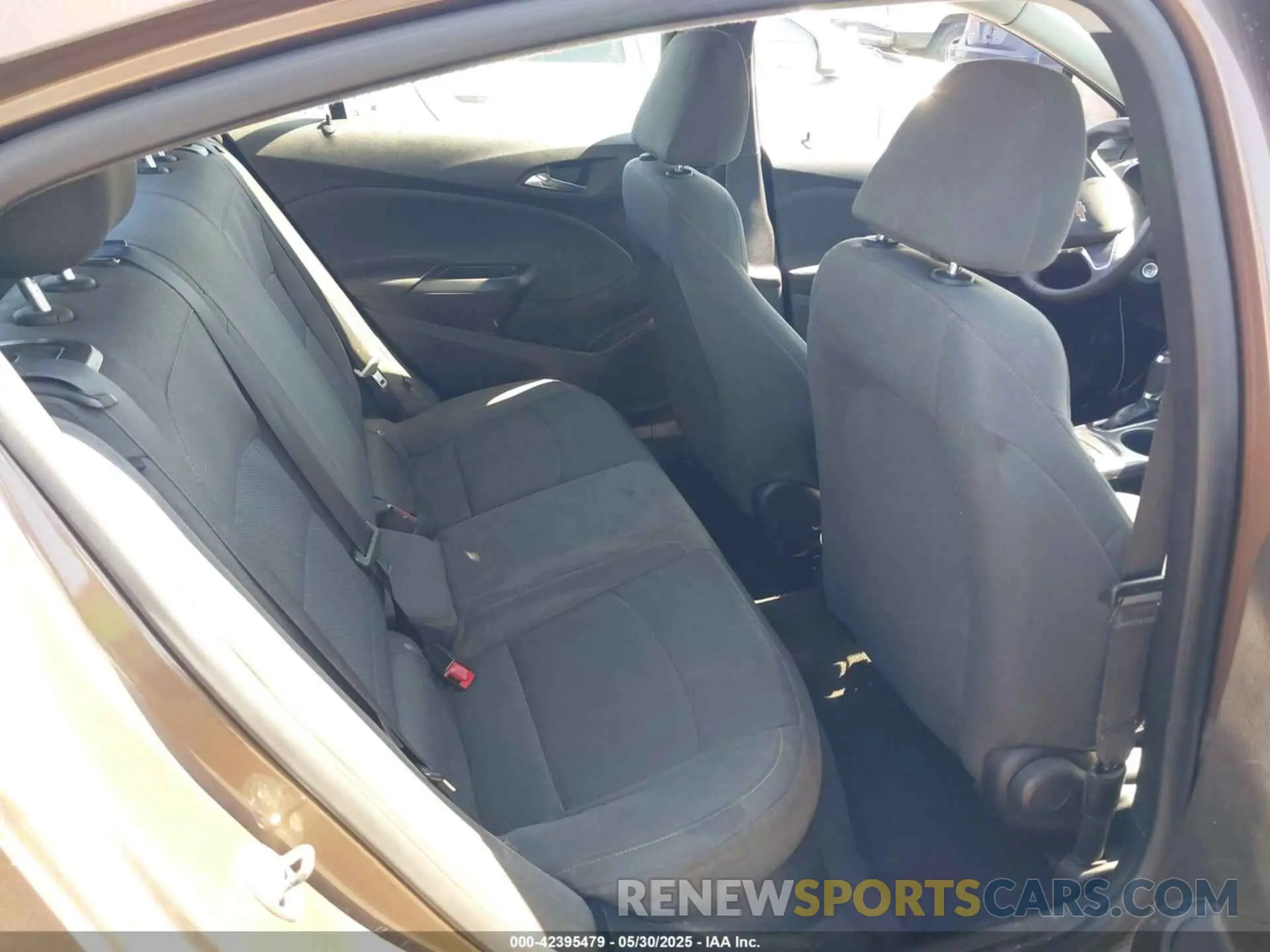 8 Photograph of a damaged car 1G1BC5SM1K7127999 CHEVROLET CRUZE 2019