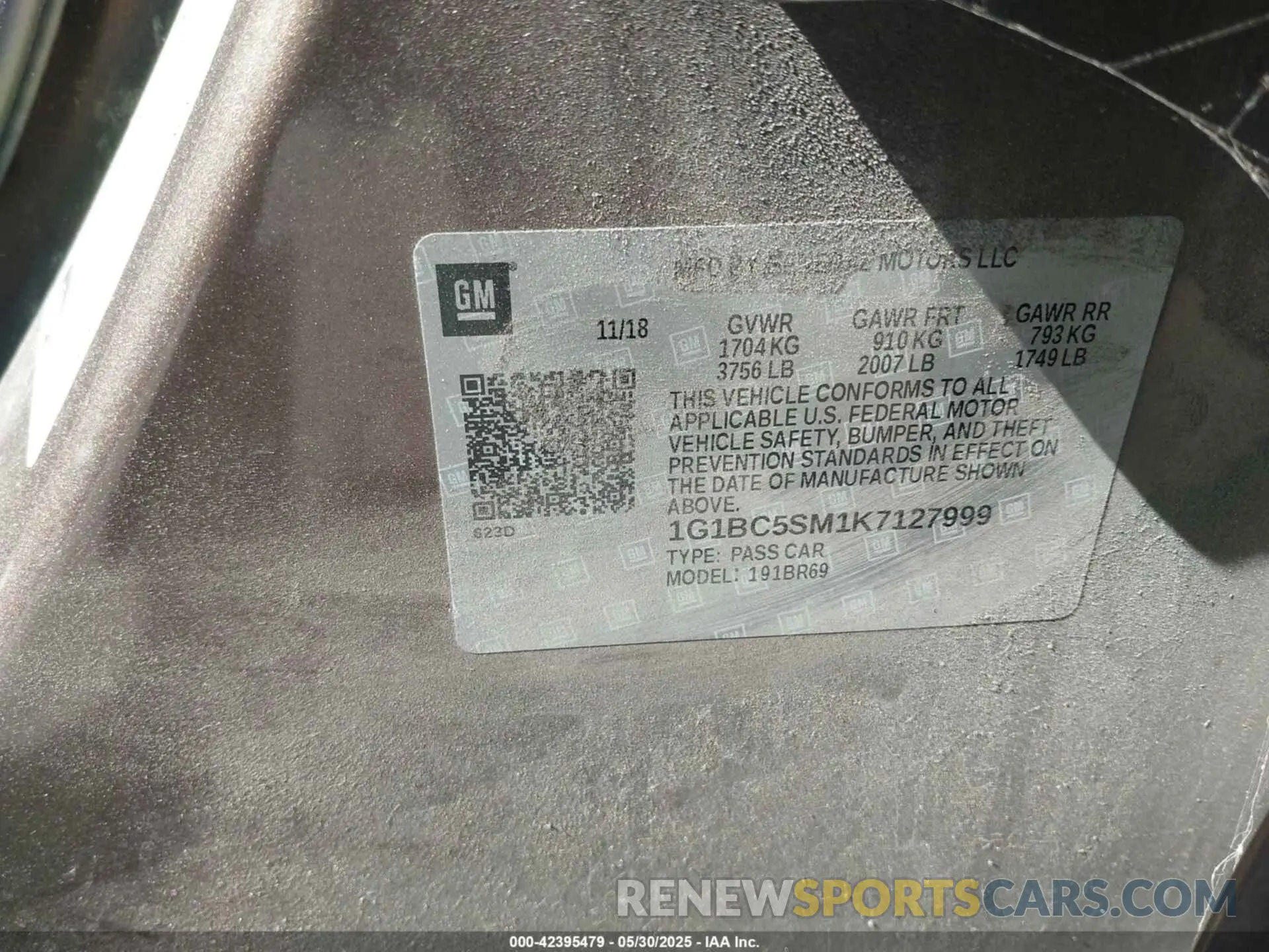 9 Photograph of a damaged car 1G1BC5SM1K7127999 CHEVROLET CRUZE 2019