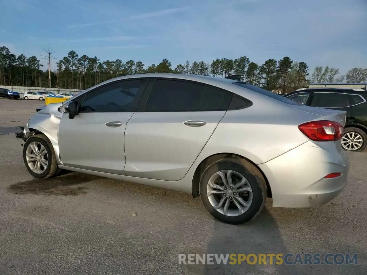 2 Photograph of a damaged car 1G1BC5SM1K7141174 CHEVROLET CRUZE 2019
