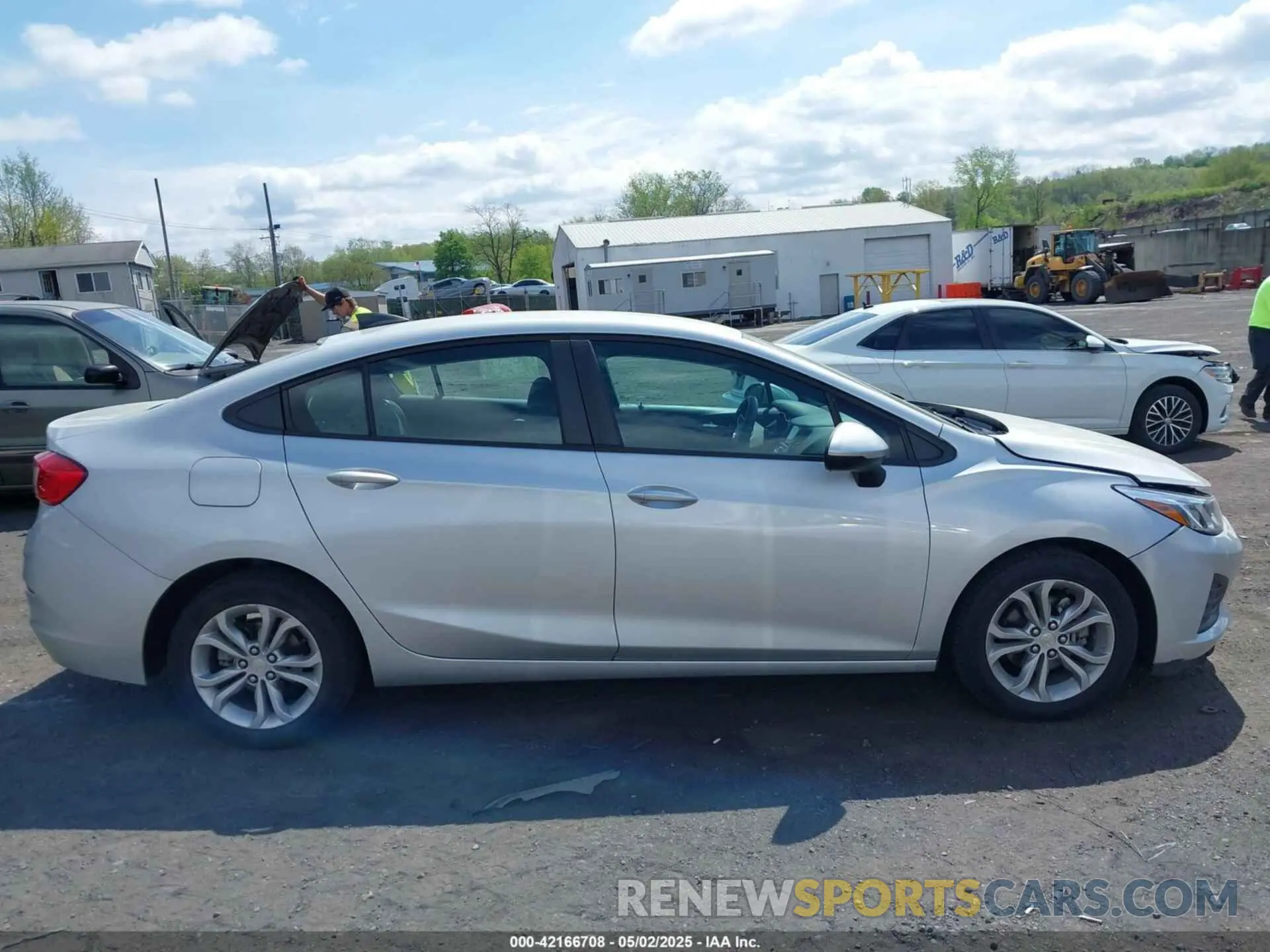 13 Photograph of a damaged car 1G1BC5SM1K7149887 CHEVROLET CRUZE 2019