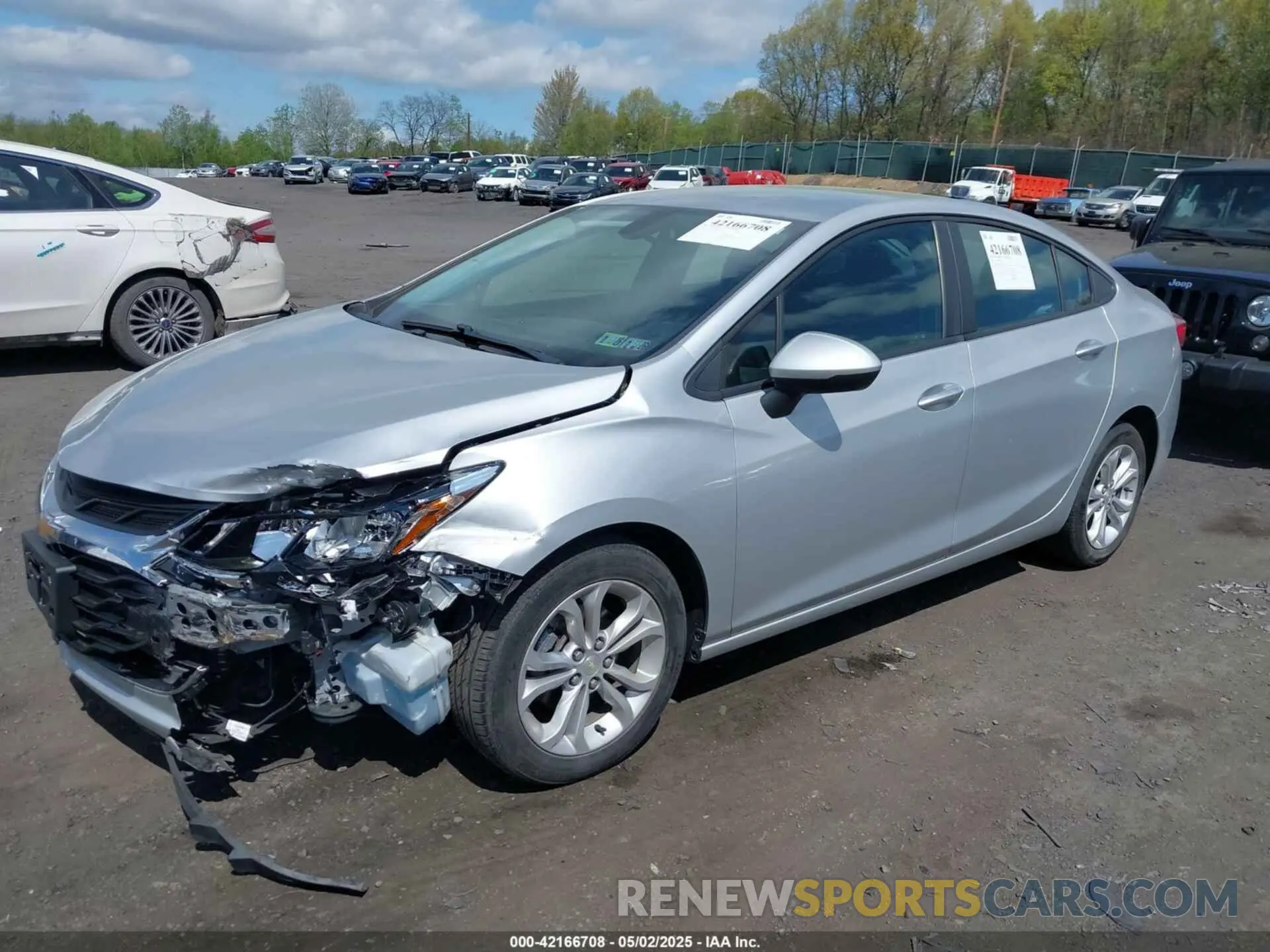 2 Photograph of a damaged car 1G1BC5SM1K7149887 CHEVROLET CRUZE 2019