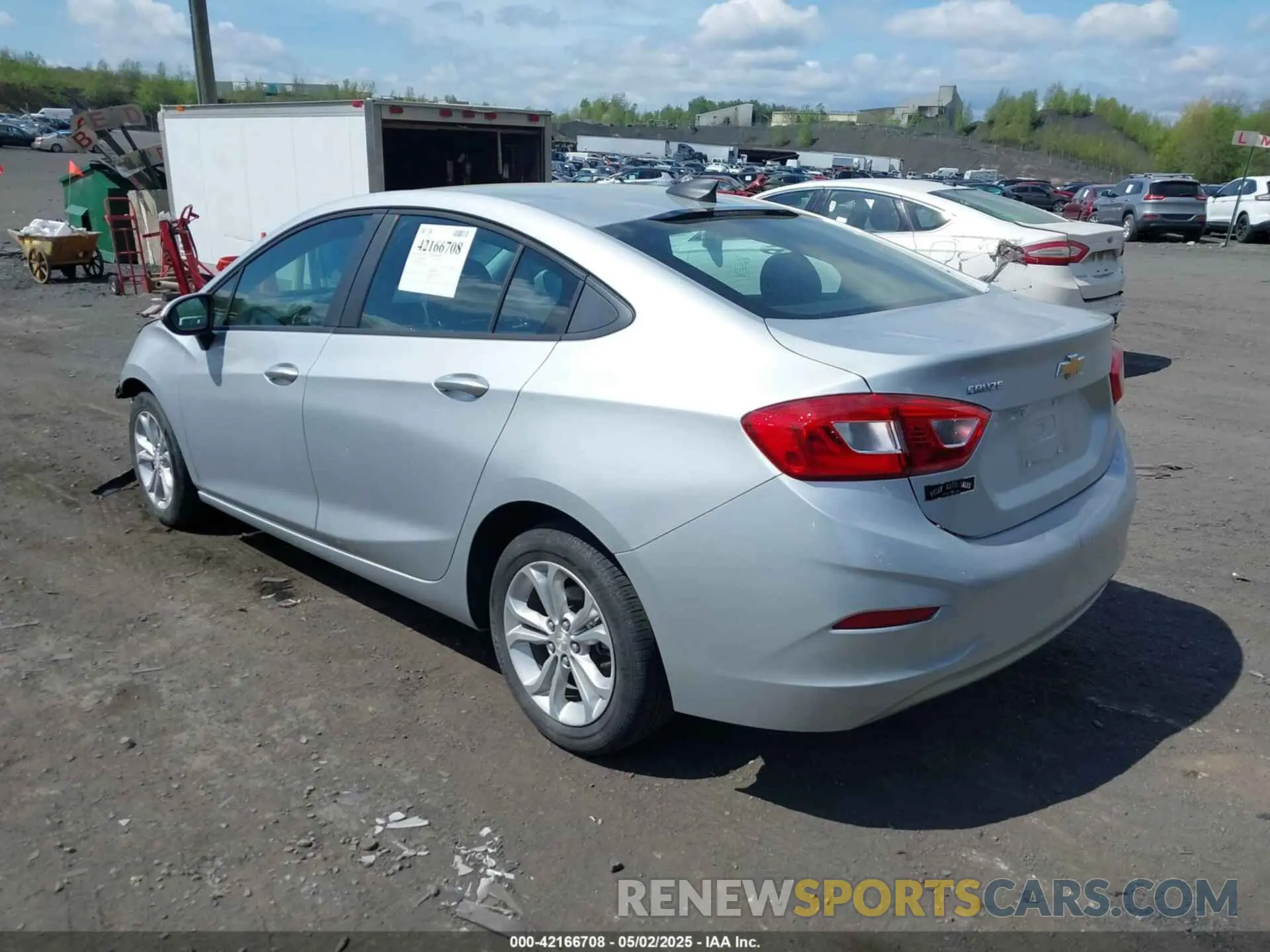 3 Photograph of a damaged car 1G1BC5SM1K7149887 CHEVROLET CRUZE 2019