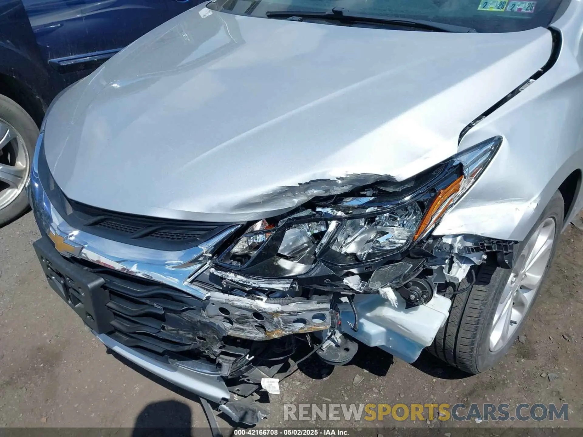 6 Photograph of a damaged car 1G1BC5SM1K7149887 CHEVROLET CRUZE 2019