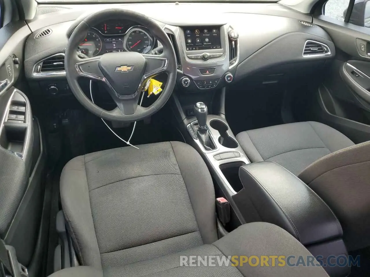 8 Photograph of a damaged car 1G1BC5SM2K7122858 CHEVROLET CRUZE 2019