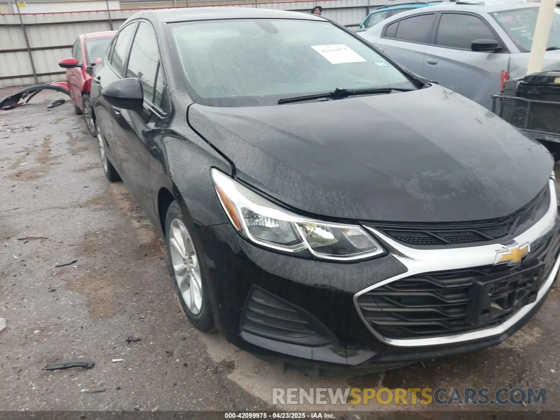 1 Photograph of a damaged car 1G1BC5SM2K7127249 CHEVROLET CRUZE 2019
