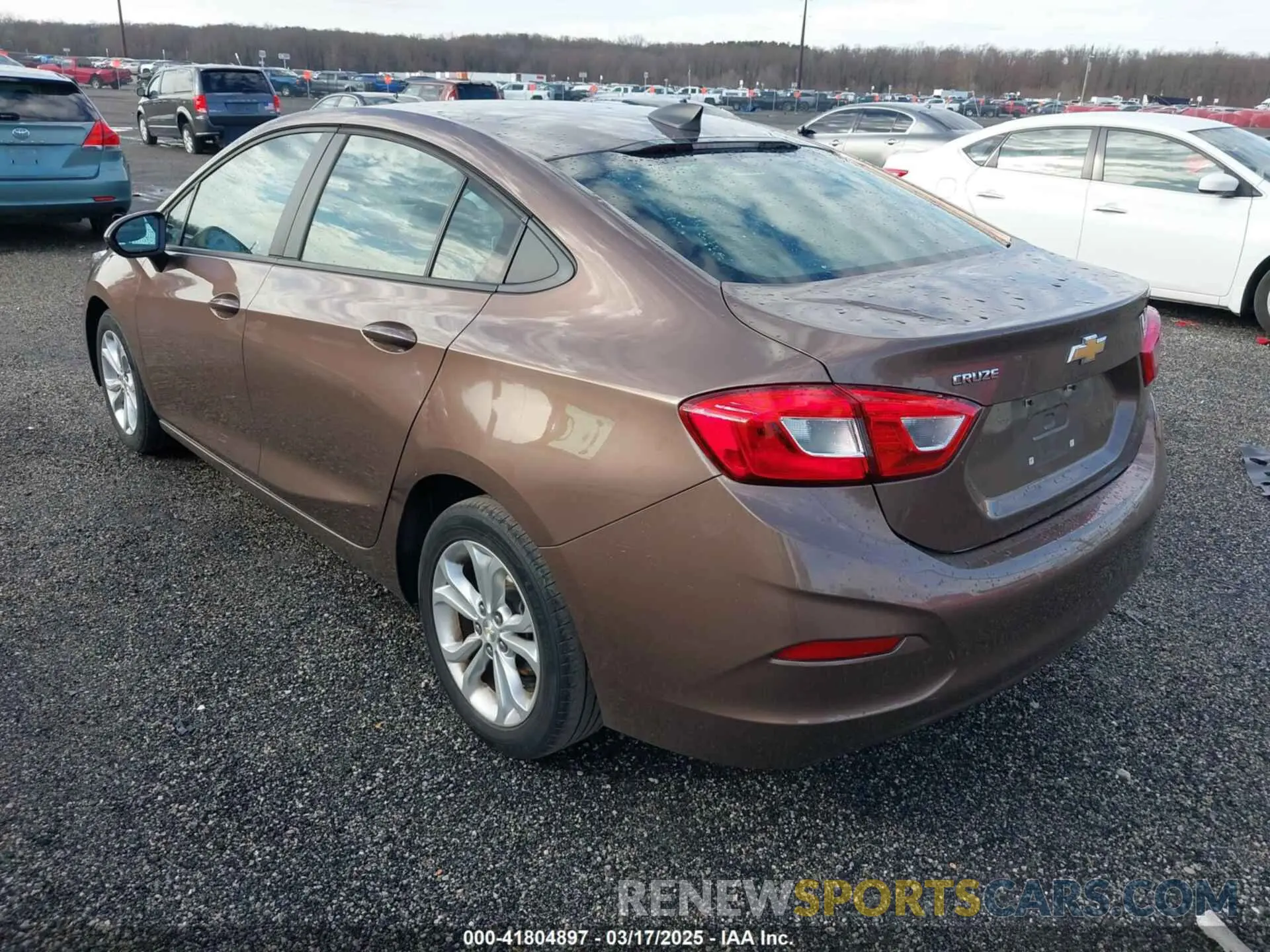 3 Photograph of a damaged car 1G1BC5SM2K7129891 CHEVROLET CRUZE 2019