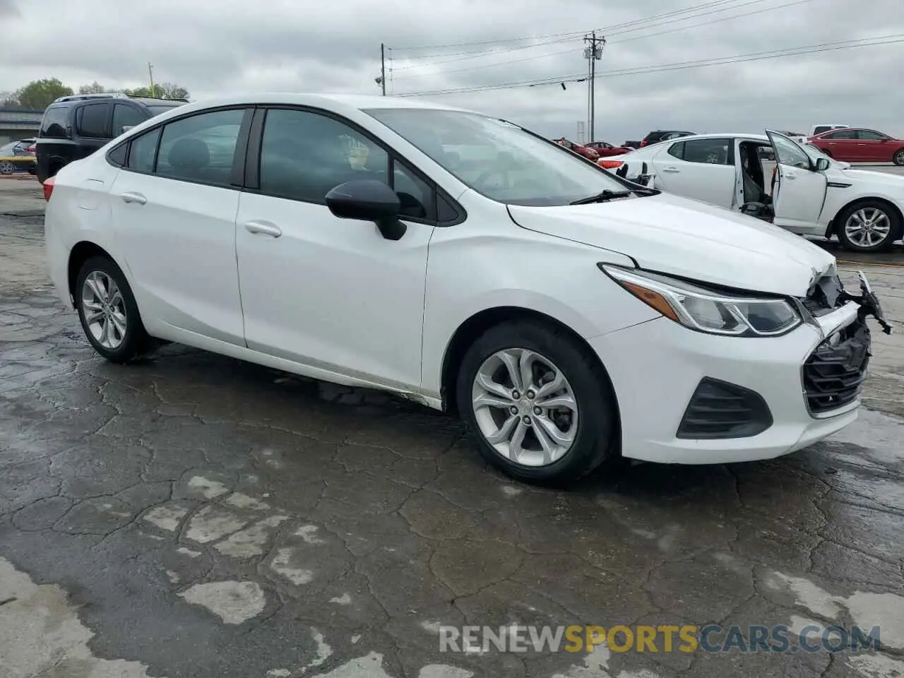 4 Photograph of a damaged car 1G1BC5SM2K7132712 CHEVROLET CRUZE 2019