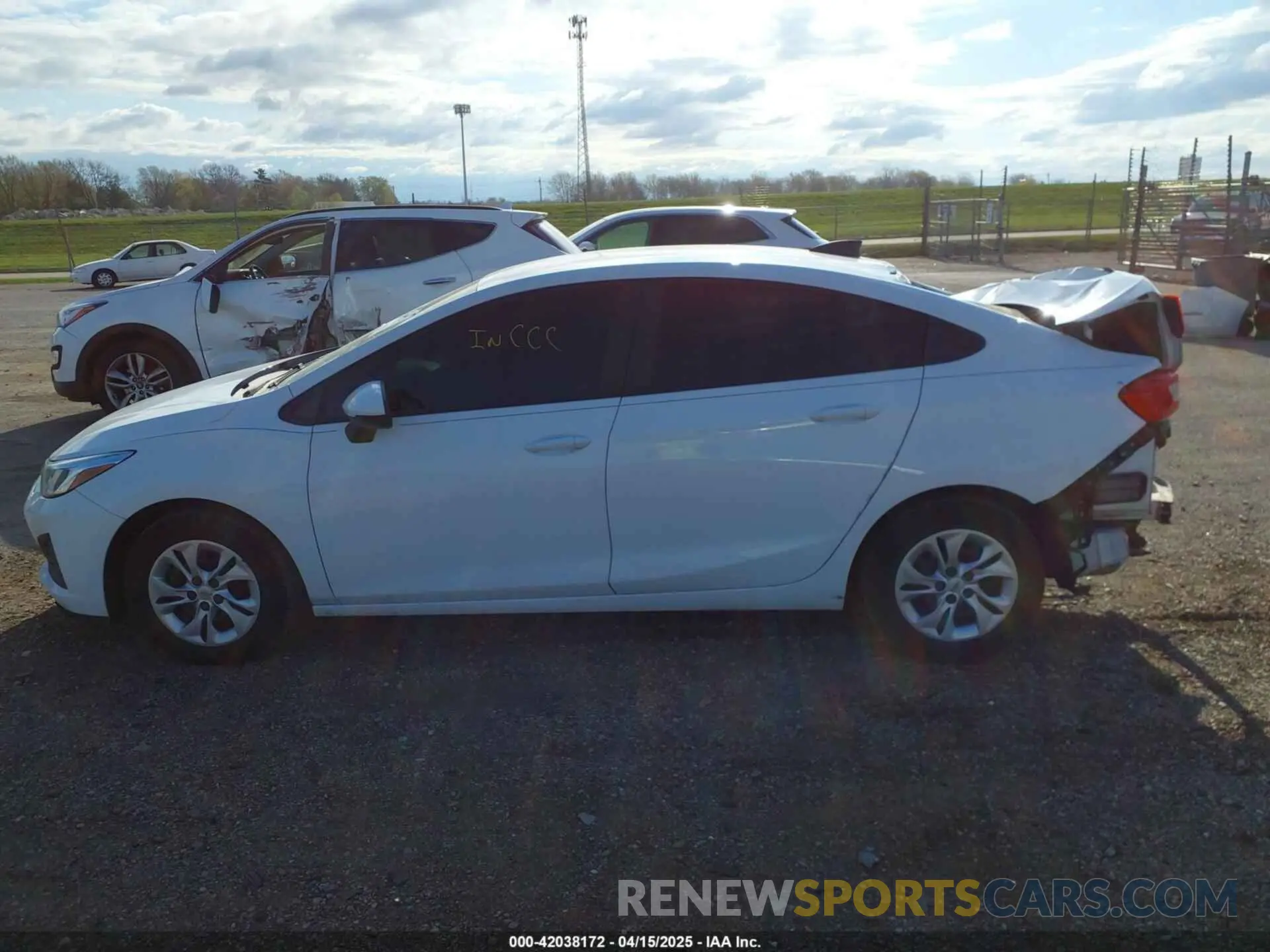 15 Photograph of a damaged car 1G1BC5SM2K7139126 CHEVROLET CRUZE 2019