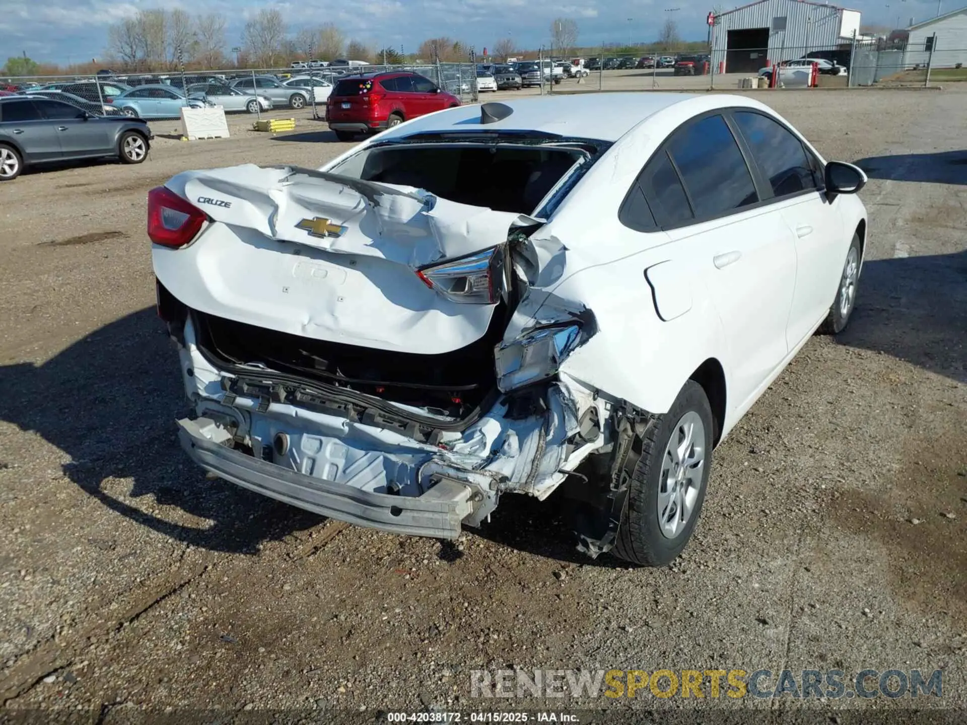 4 Photograph of a damaged car 1G1BC5SM2K7139126 CHEVROLET CRUZE 2019