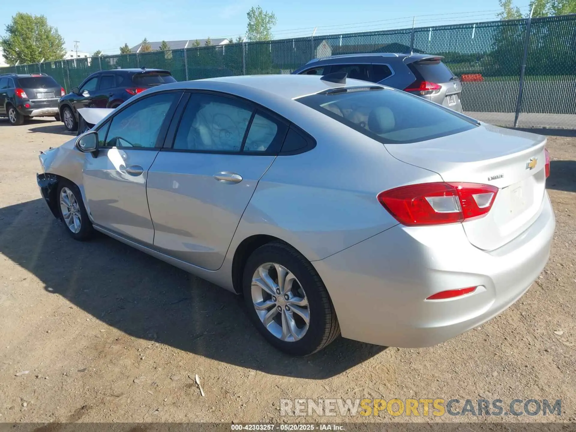 3 Photograph of a damaged car 1G1BC5SM2K7151597 CHEVROLET CRUZE 2019