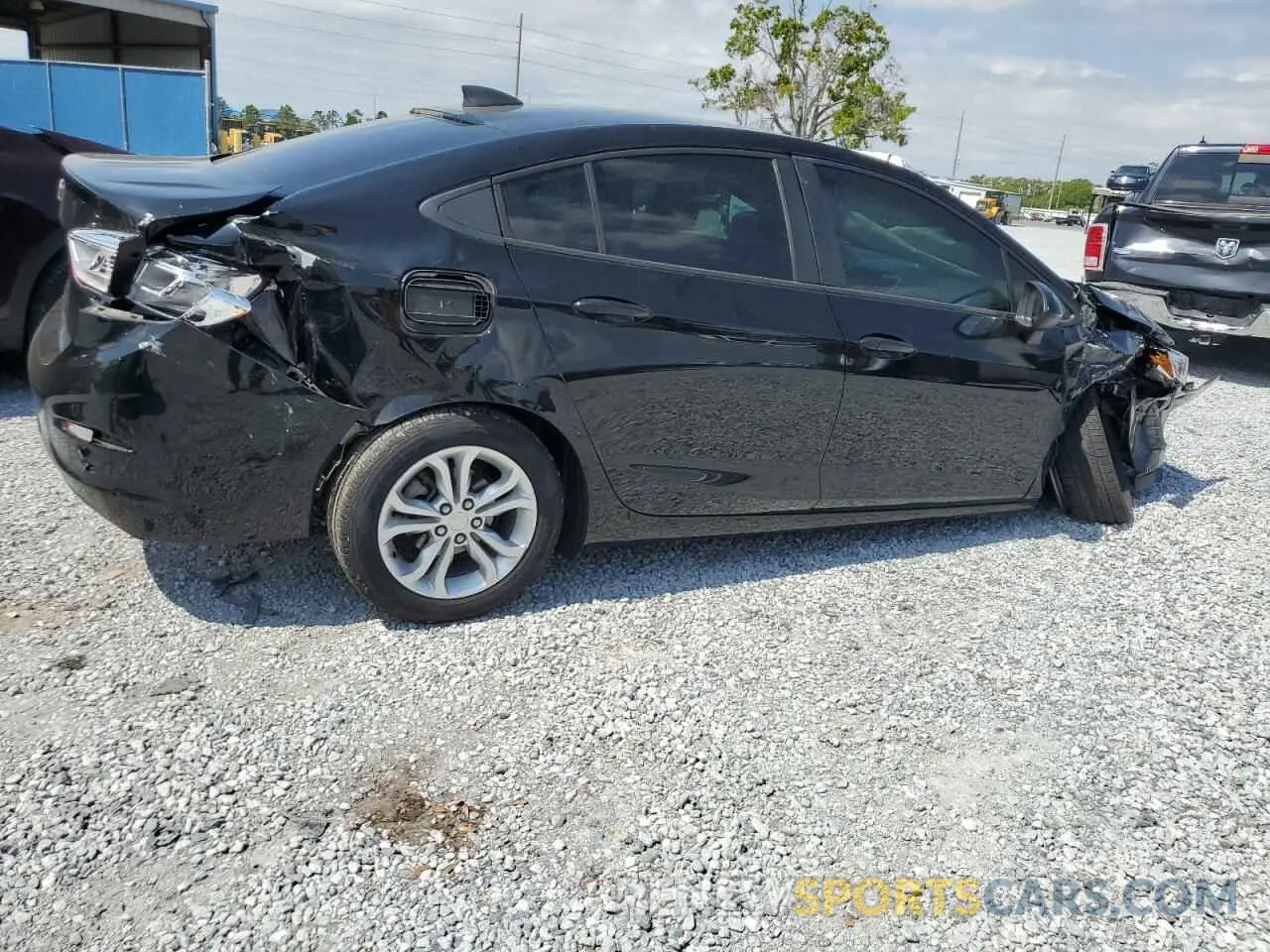 3 Photograph of a damaged car 1G1BC5SM2K7152247 CHEVROLET CRUZE 2019