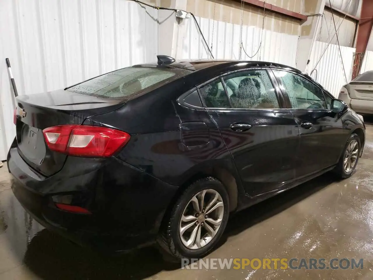 3 Photograph of a damaged car 1G1BC5SM3K7108662 CHEVROLET CRUZE 2019