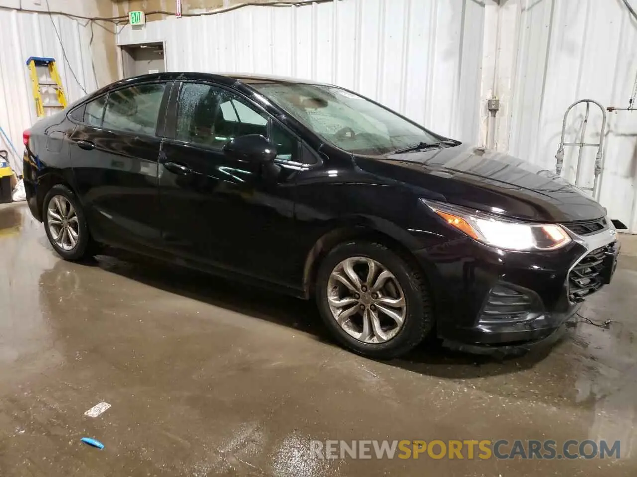 4 Photograph of a damaged car 1G1BC5SM3K7108662 CHEVROLET CRUZE 2019