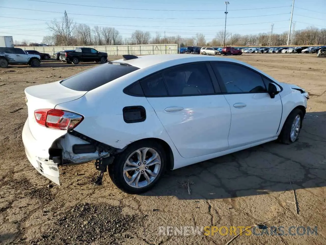 3 Photograph of a damaged car 1G1BC5SM3K7122710 CHEVROLET CRUZE 2019