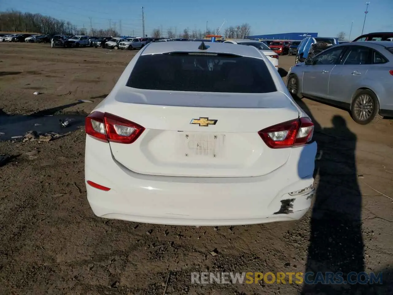 6 Photograph of a damaged car 1G1BC5SM3K7122710 CHEVROLET CRUZE 2019