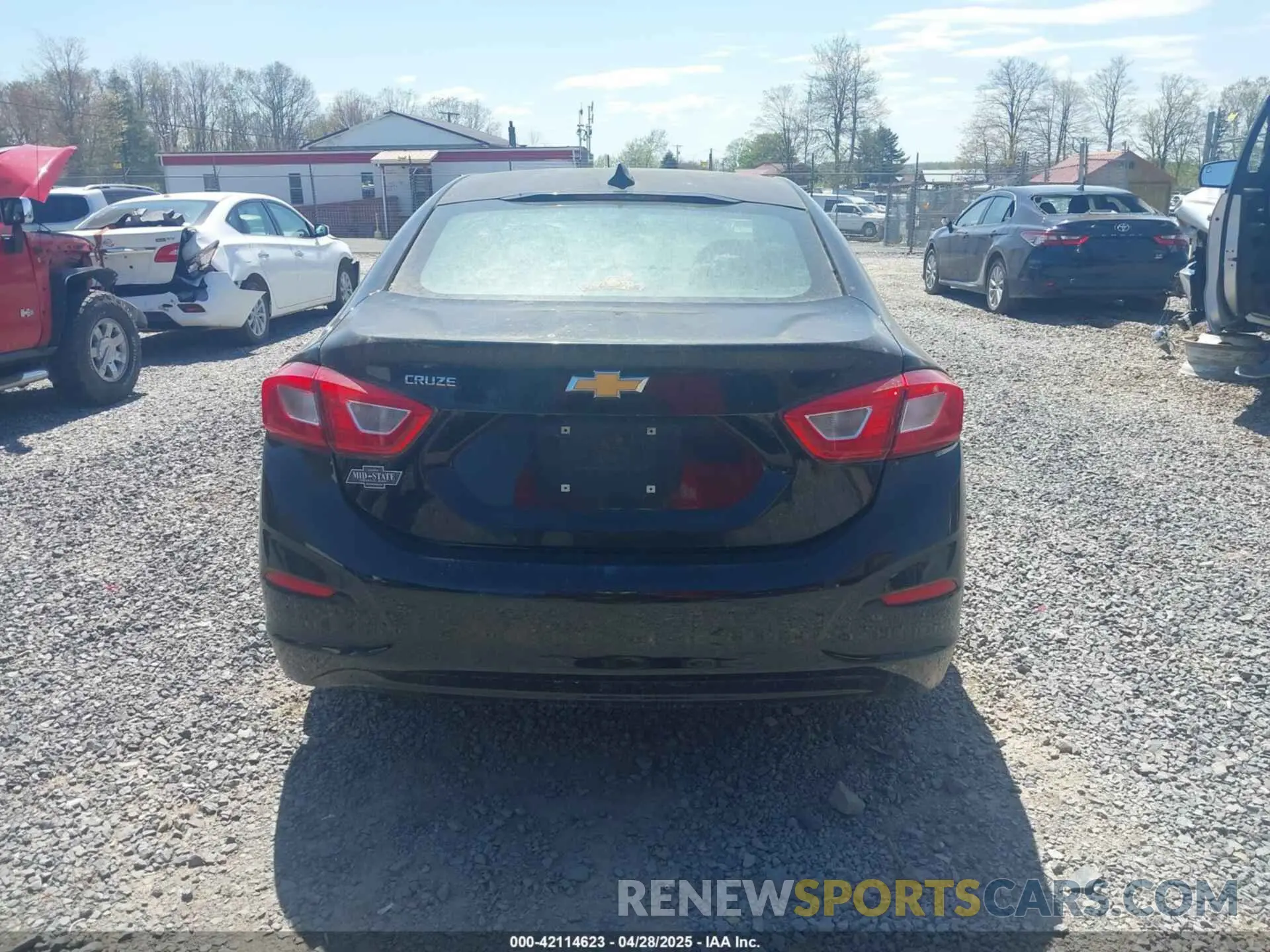 15 Photograph of a damaged car 1G1BC5SM3K7134615 CHEVROLET CRUZE 2019