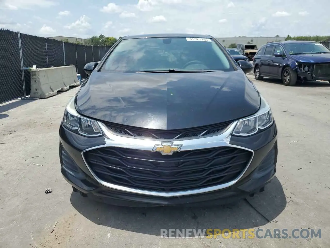 5 Photograph of a damaged car 1G1BC5SM3K7147252 CHEVROLET CRUZE 2019