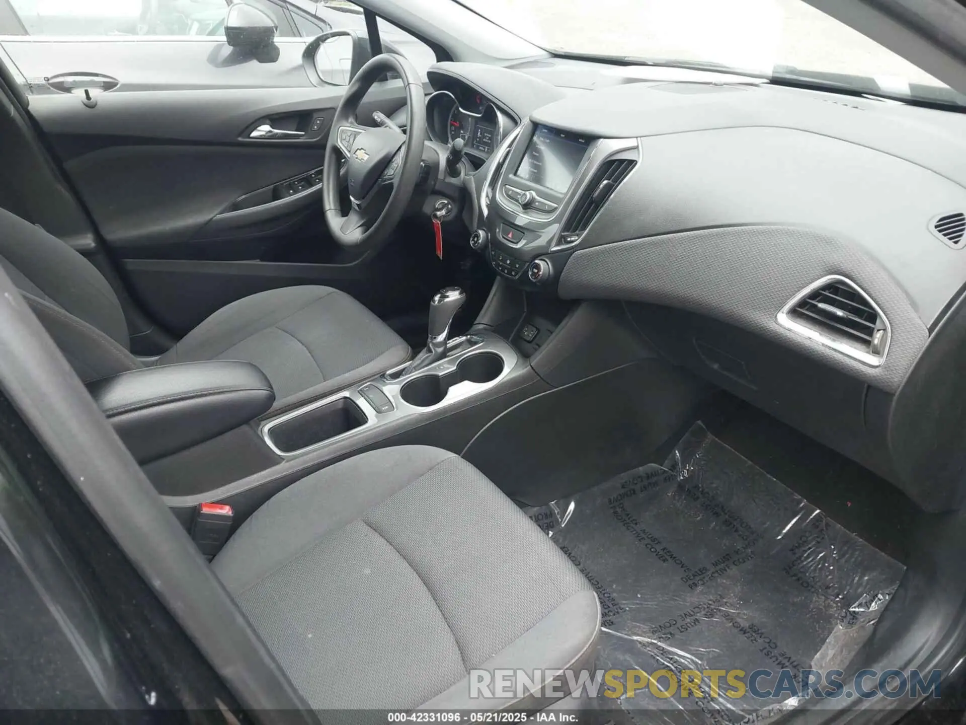 5 Photograph of a damaged car 1G1BC5SM3K7149292 CHEVROLET CRUZE 2019