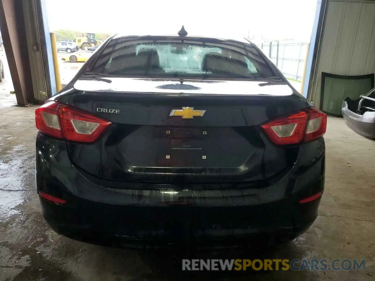 6 Photograph of a damaged car 1G1BC5SM3K7152399 CHEVROLET CRUZE 2019
