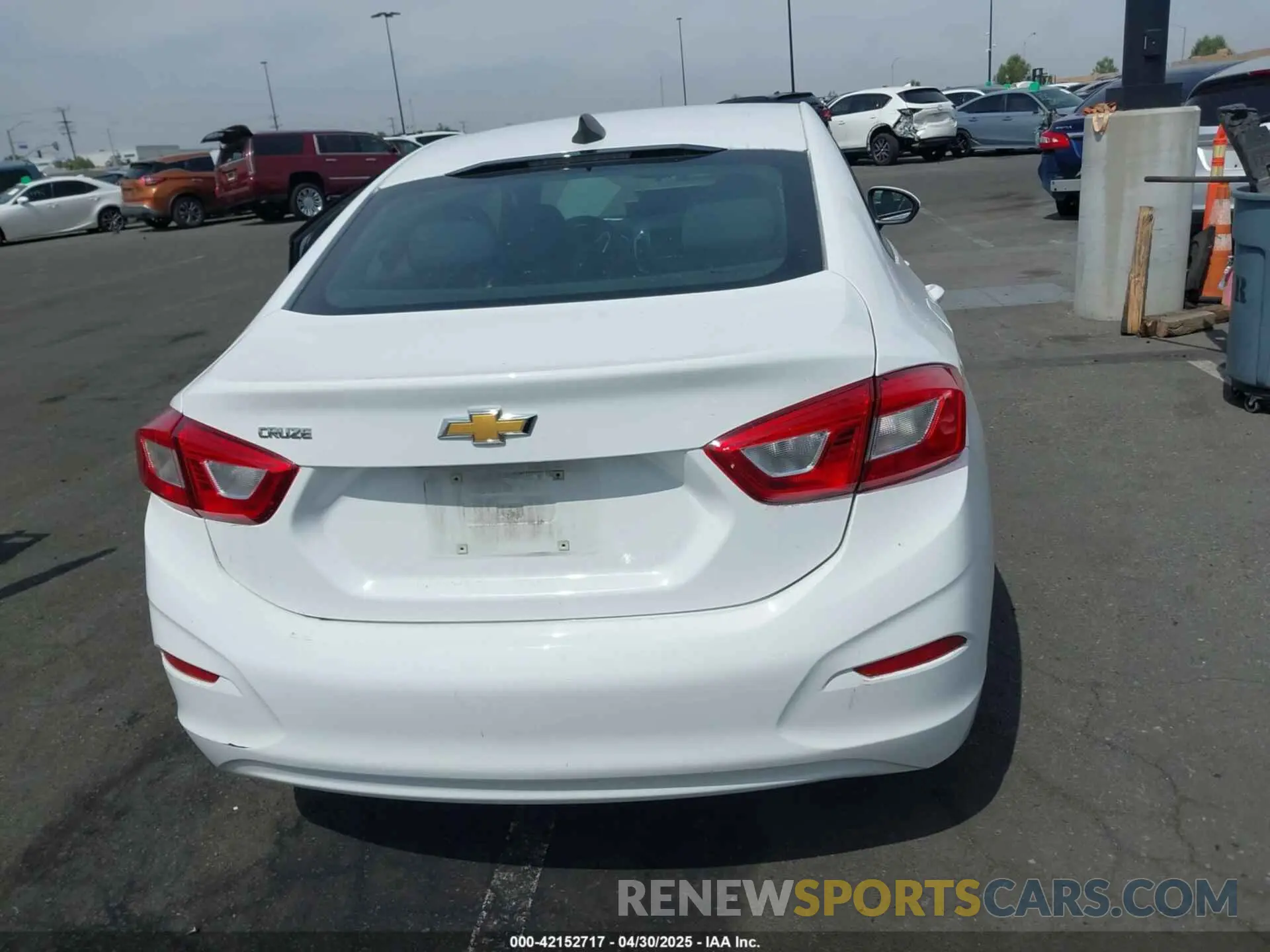 16 Photograph of a damaged car 1G1BC5SM4K7125115 CHEVROLET CRUZE 2019