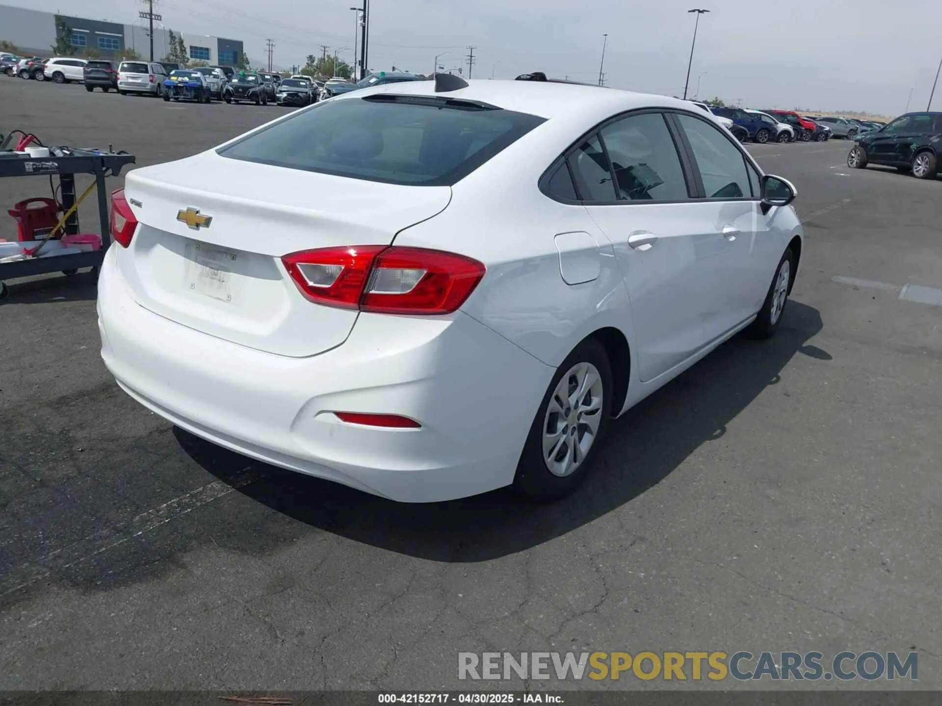 4 Photograph of a damaged car 1G1BC5SM4K7125115 CHEVROLET CRUZE 2019