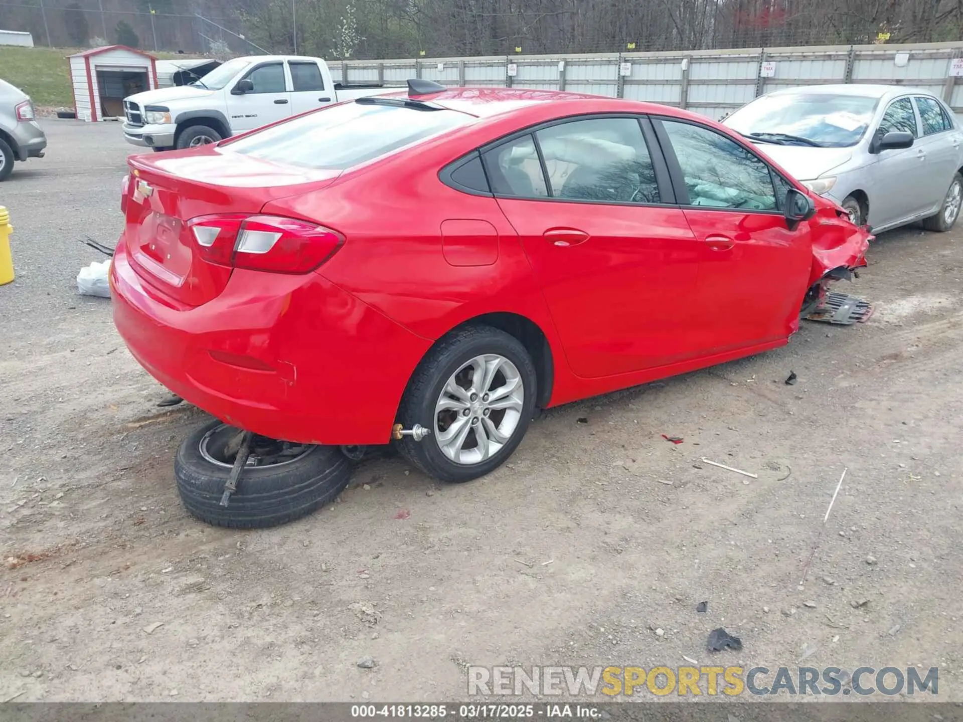 4 Photograph of a damaged car 1G1BC5SM4K7132159 CHEVROLET CRUZE 2019
