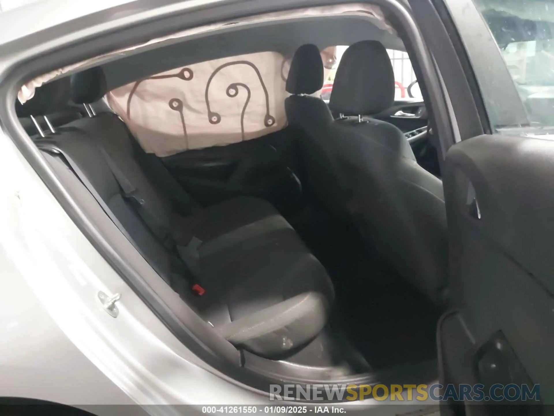 8 Photograph of a damaged car 1G1BC5SM4K7140892 CHEVROLET CRUZE 2019