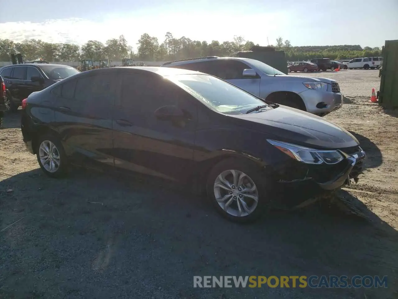 4 Photograph of a damaged car 1G1BC5SM4K7148541 CHEVROLET CRUZE 2019
