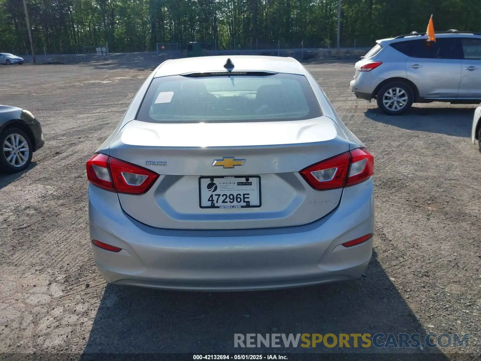 15 Photograph of a damaged car 1G1BC5SM4K7150130 CHEVROLET CRUZE 2019