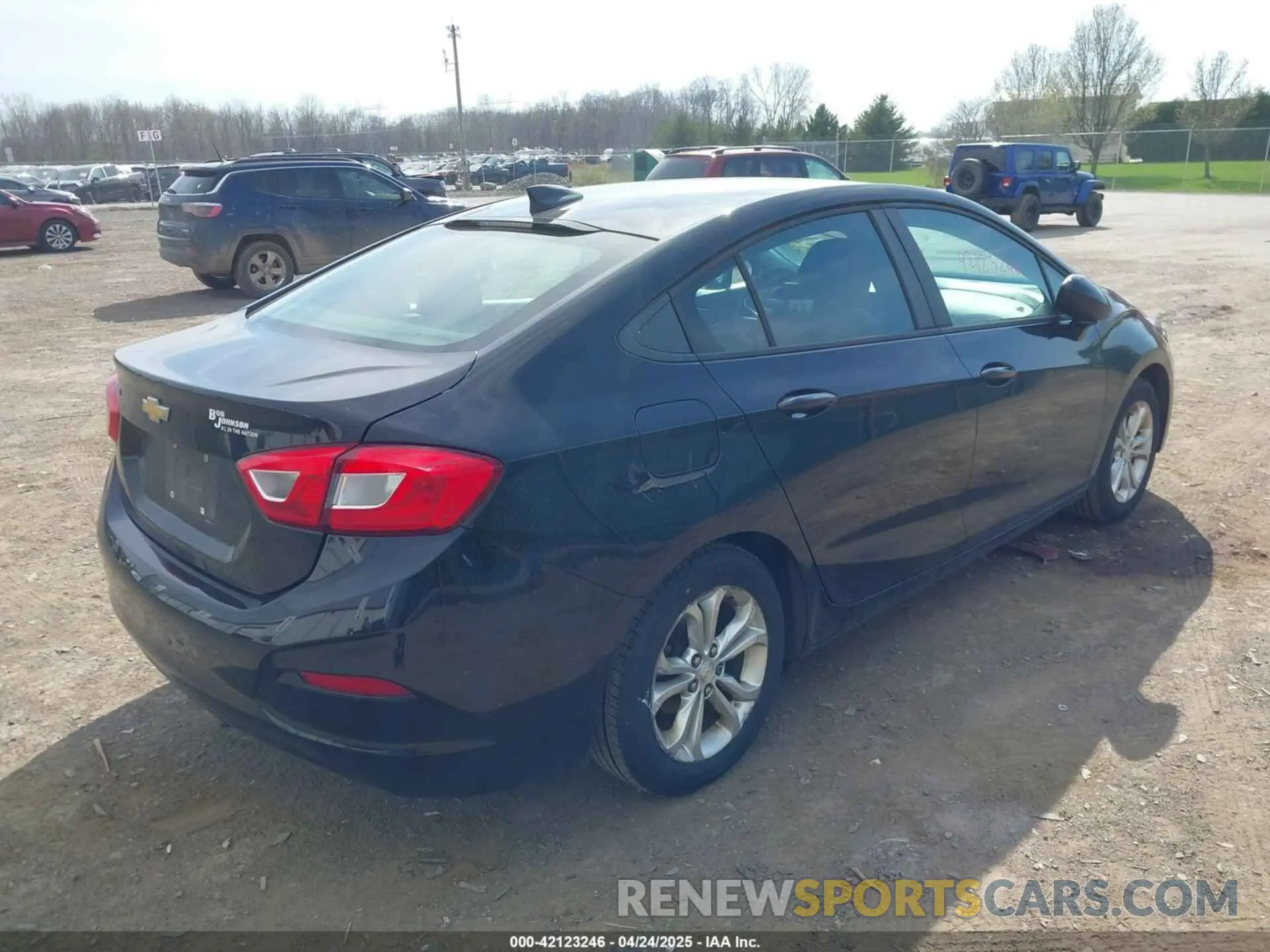 4 Photograph of a damaged car 1G1BC5SM4K7152251 CHEVROLET CRUZE 2019